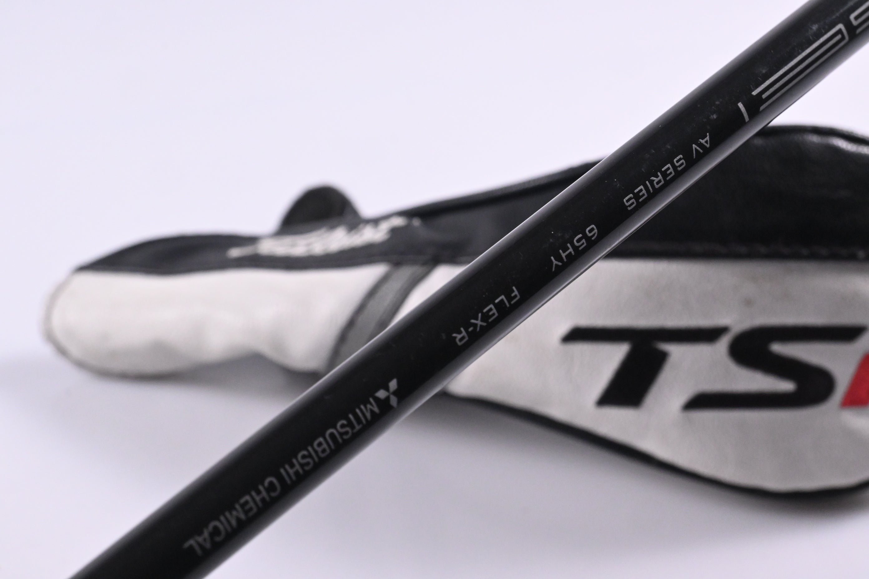 Titleist TSi2 #3 Hybrid / 18 Degree / Regular Flex Tensei AV Blue 65 Shaft