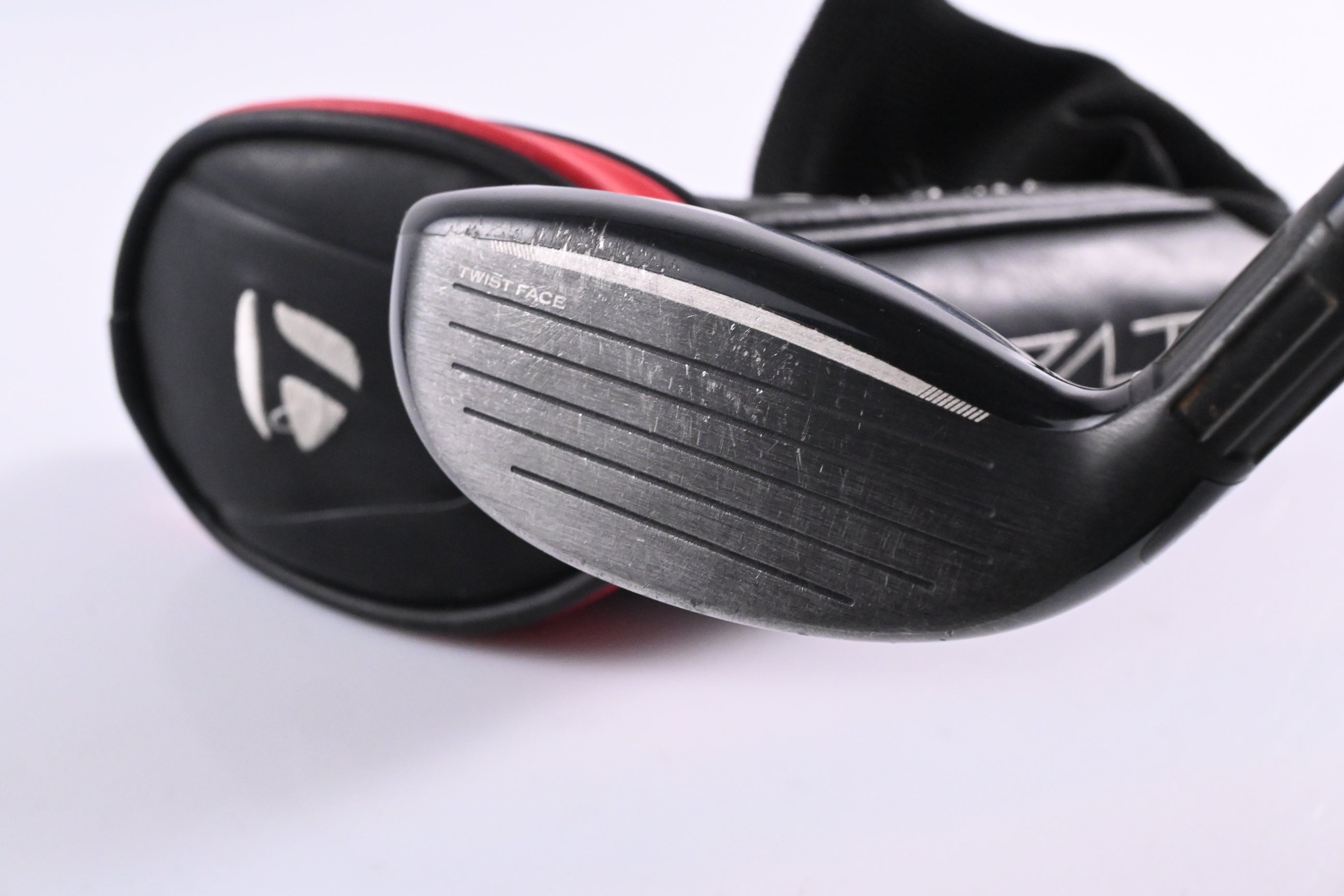 Taylormade Stealth #3 Hybrid / 19 Degree / Stiff Flex Fujikura Ventus Red 7