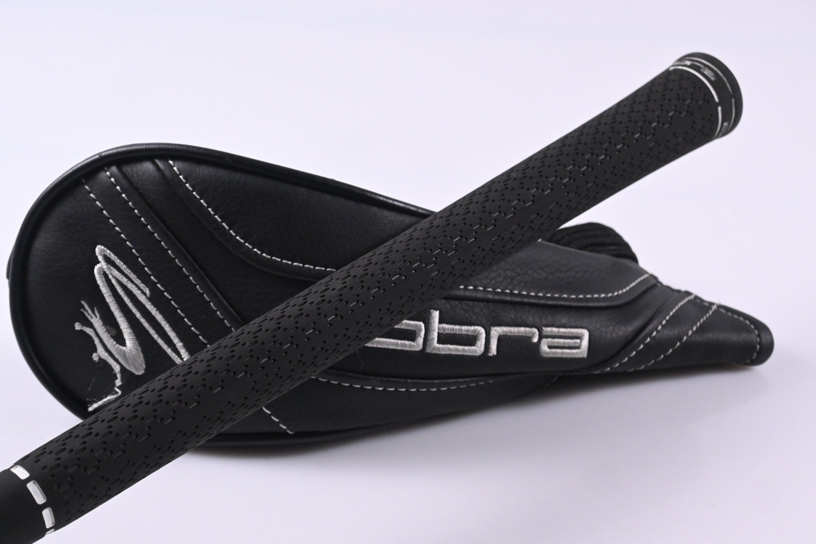 Left Hand Cobra Air-X #3 Hybrid / 19 Degree / Regular Flex Cobra Ultralite 50