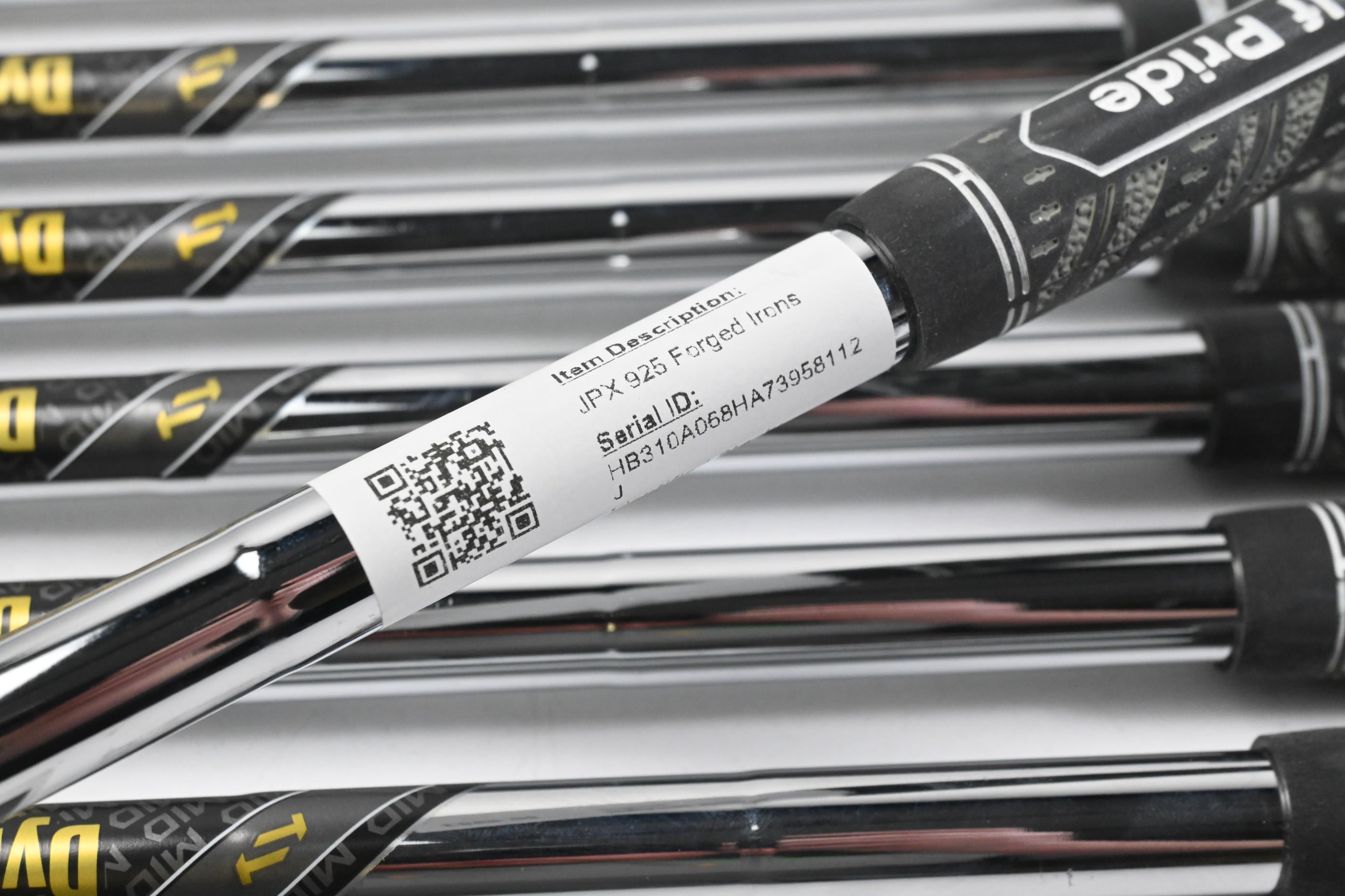 Mizuno JPX 925 Forged Irons / 4-PW / Stiff Flex Dynamic Gold Mid S300 115 Shafts