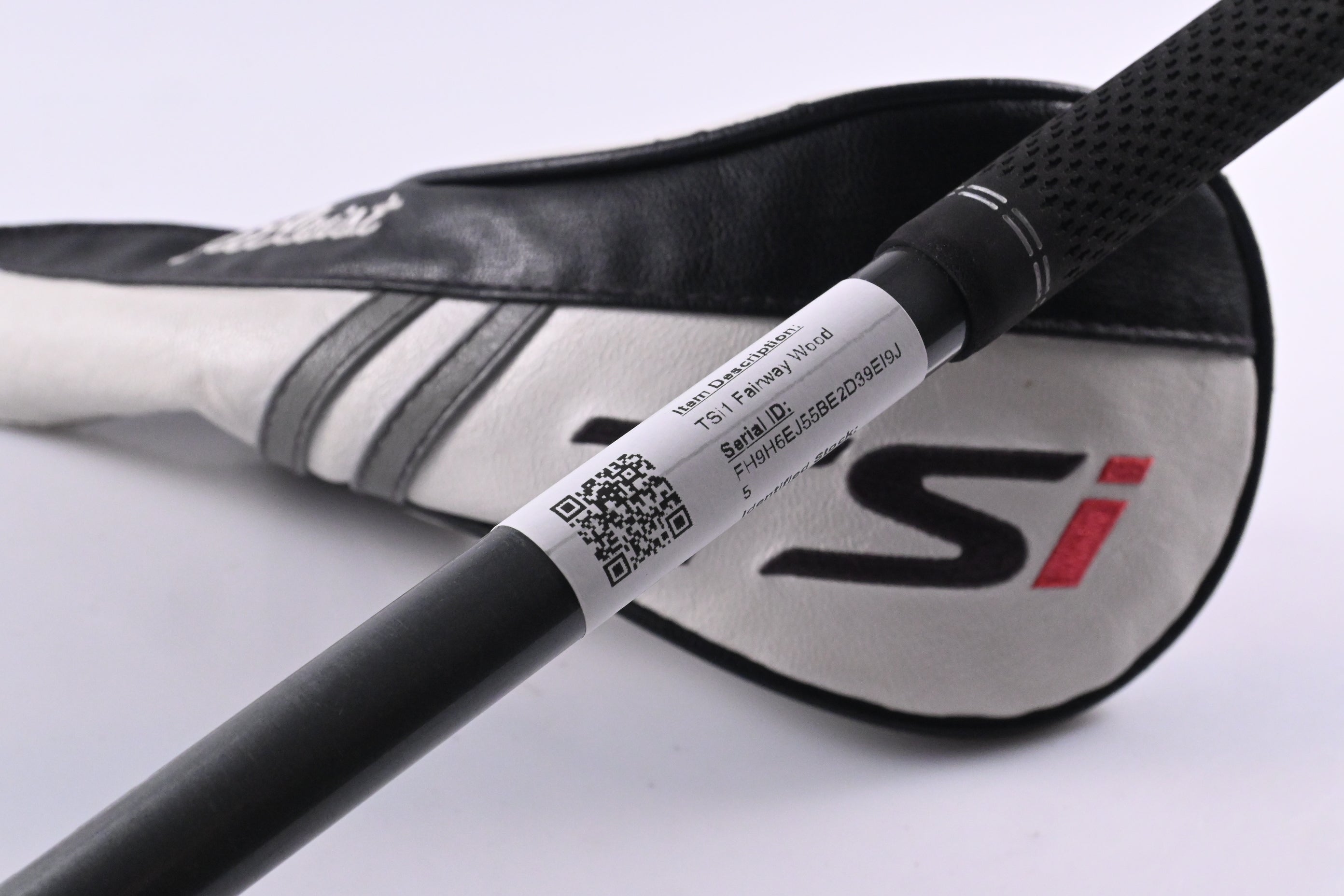 Titleist TSi1 #3 Wood / 15 Degree / Regular Flex Aldila Ascent White 40 Shaft