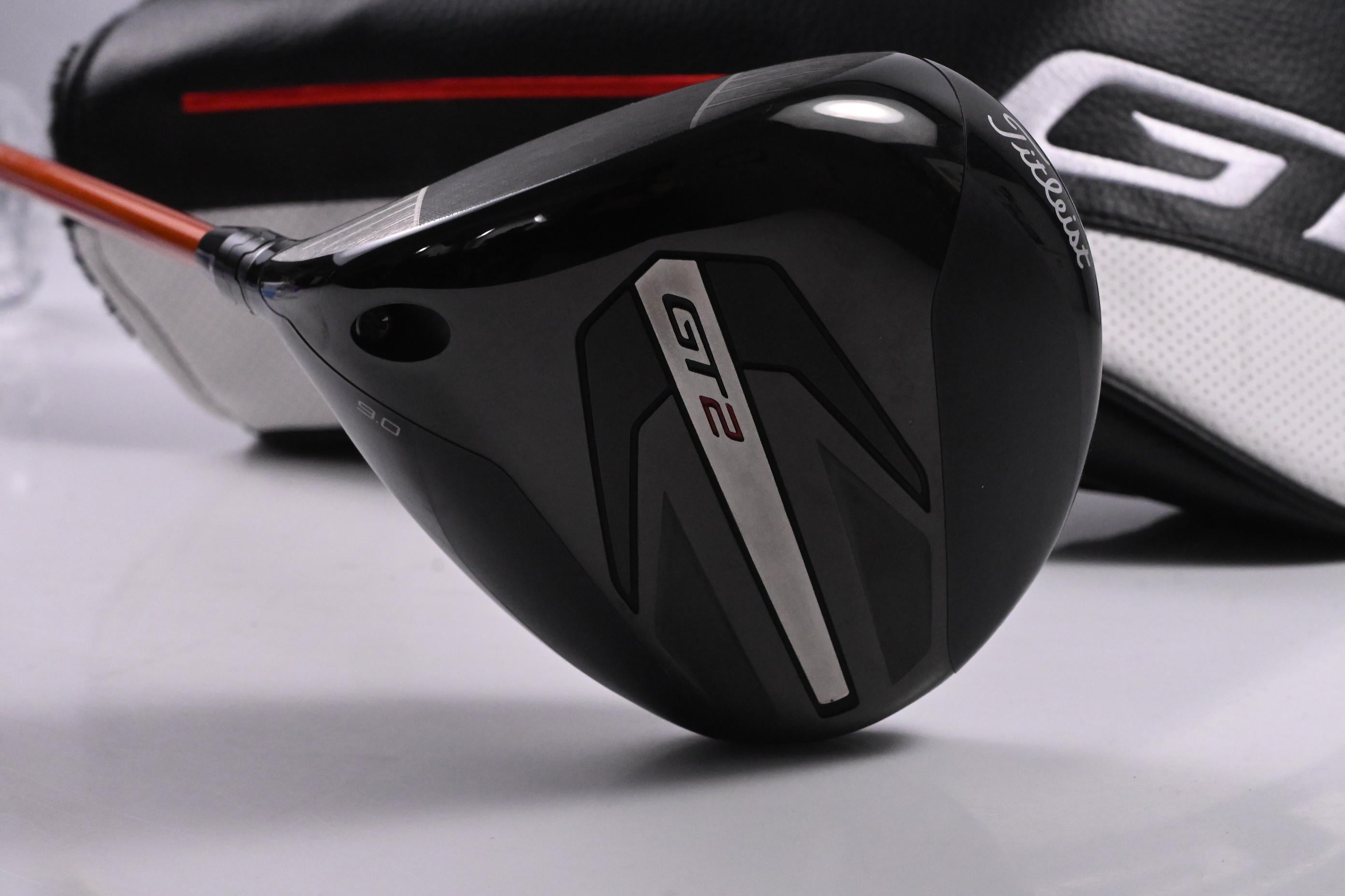 Left Hand Titleist GT2 Driver / 9 Degree / X-Flex Tour AD Graphite Design DI-6