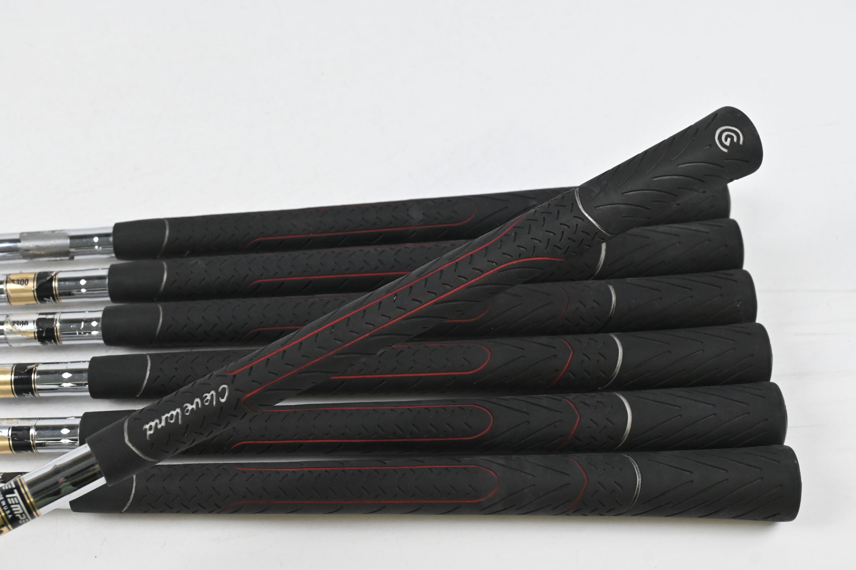 Cleveland CG7 Tour Irons / 4-PW / Stiff Flex Dynamic Gold S300 Shafts
