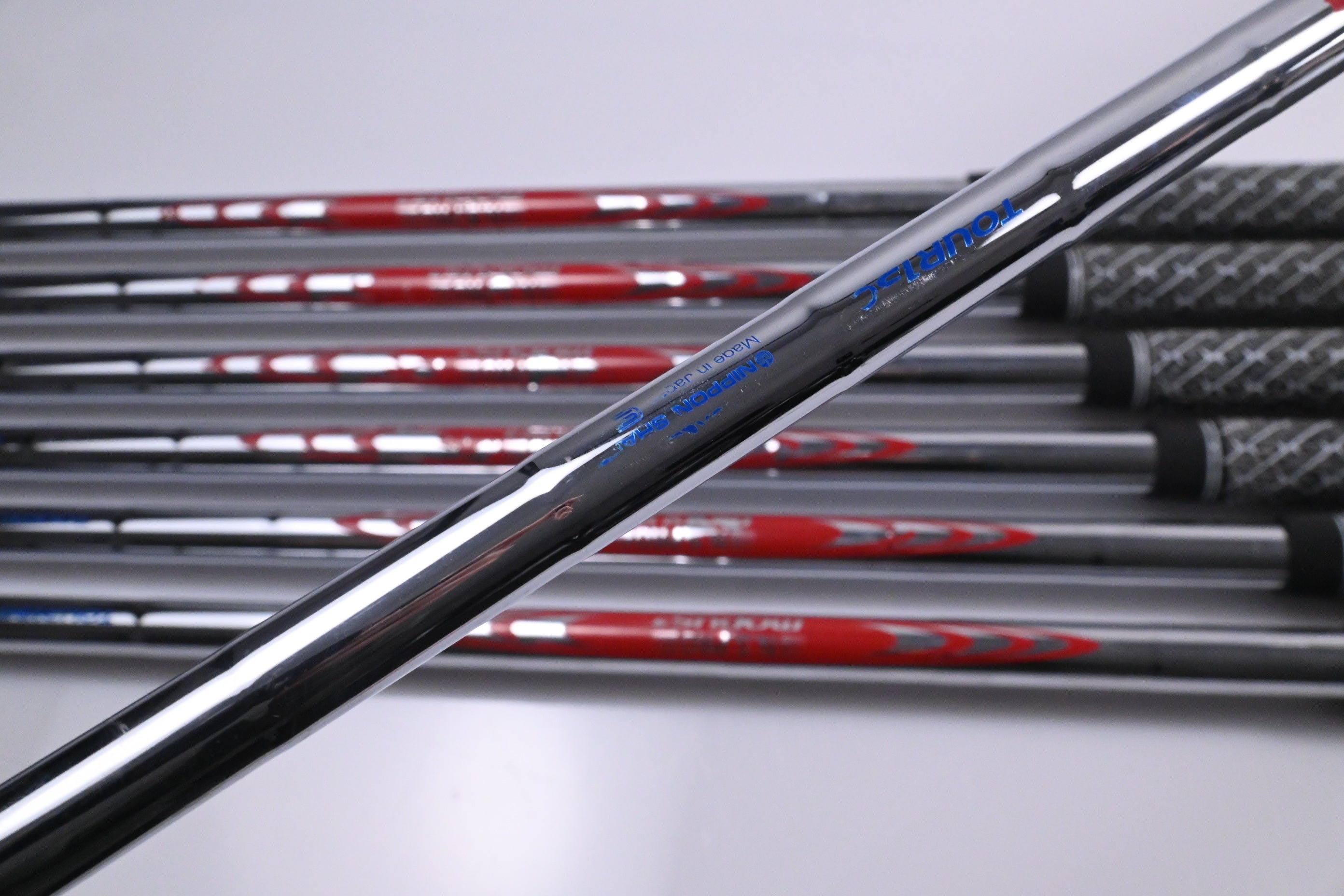 Srixon ZXi7 Irons / 4-PW / Stiff Flex N.S.PRO Modus3 Tour130 Shafts
