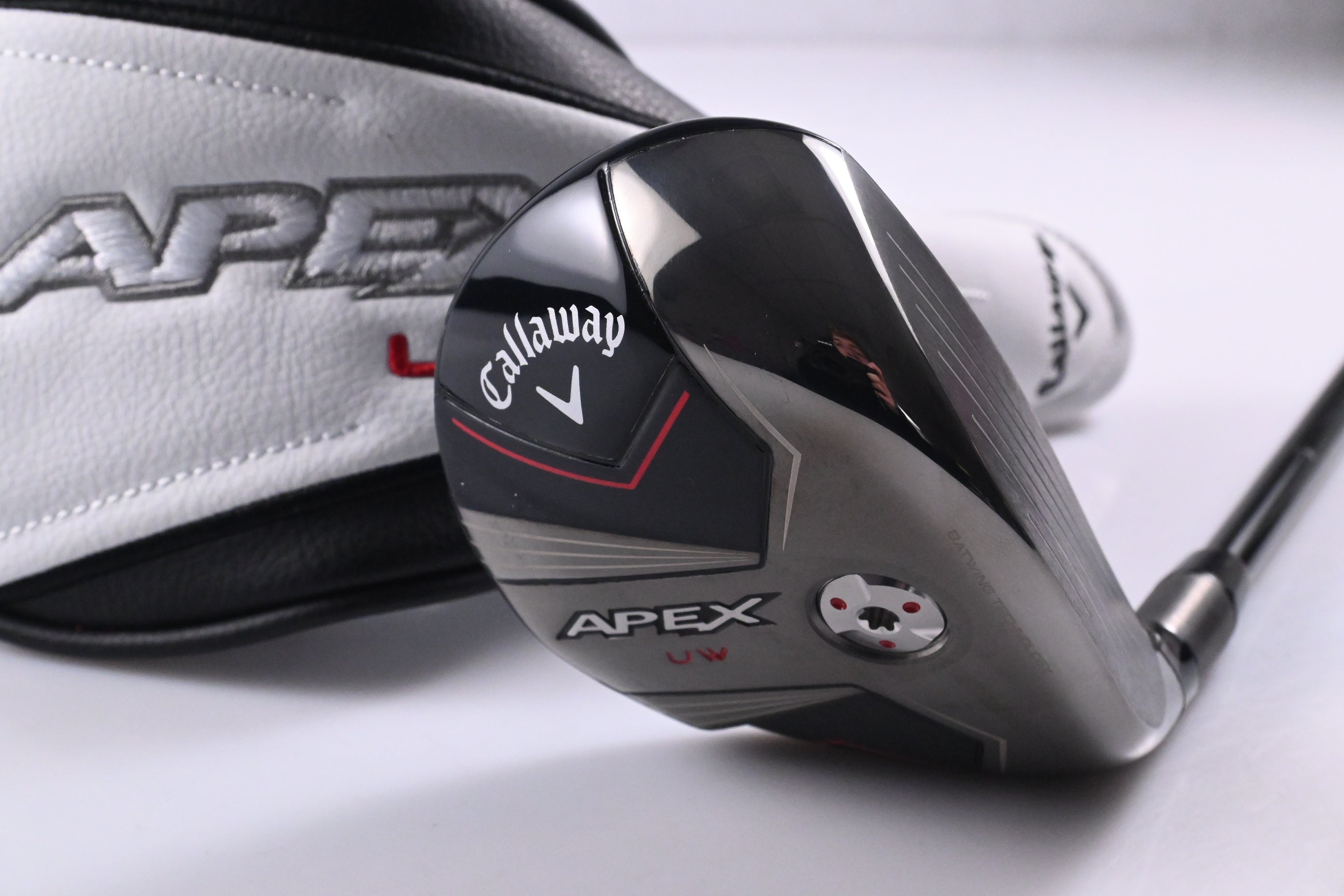 Callaway Apex UW 24 #2 Hybrid / 17 Degree / Stiff Flex MMT 70 Shaft