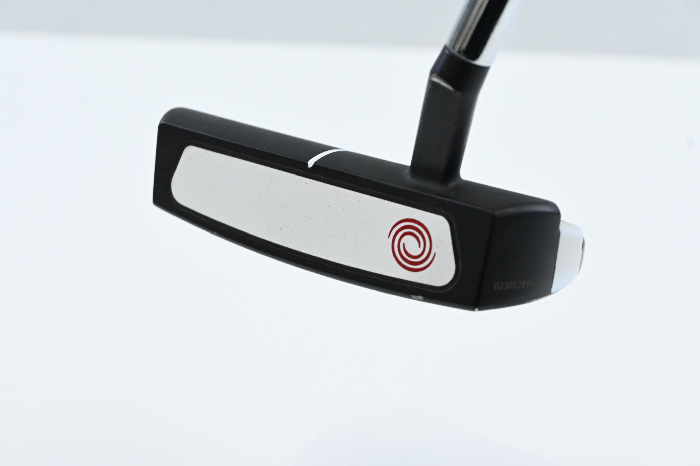 Odyssey White Hot Versa Three T Putter / 34 Inch