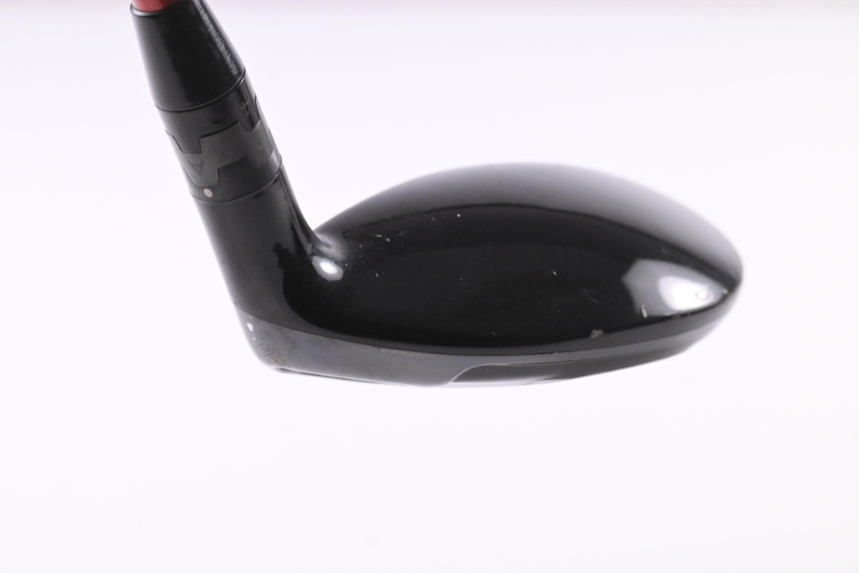 Titleist 910H #3 Hybrid / 21 Degree / Regular Flex Diamana 'Ilima 70 Shaft