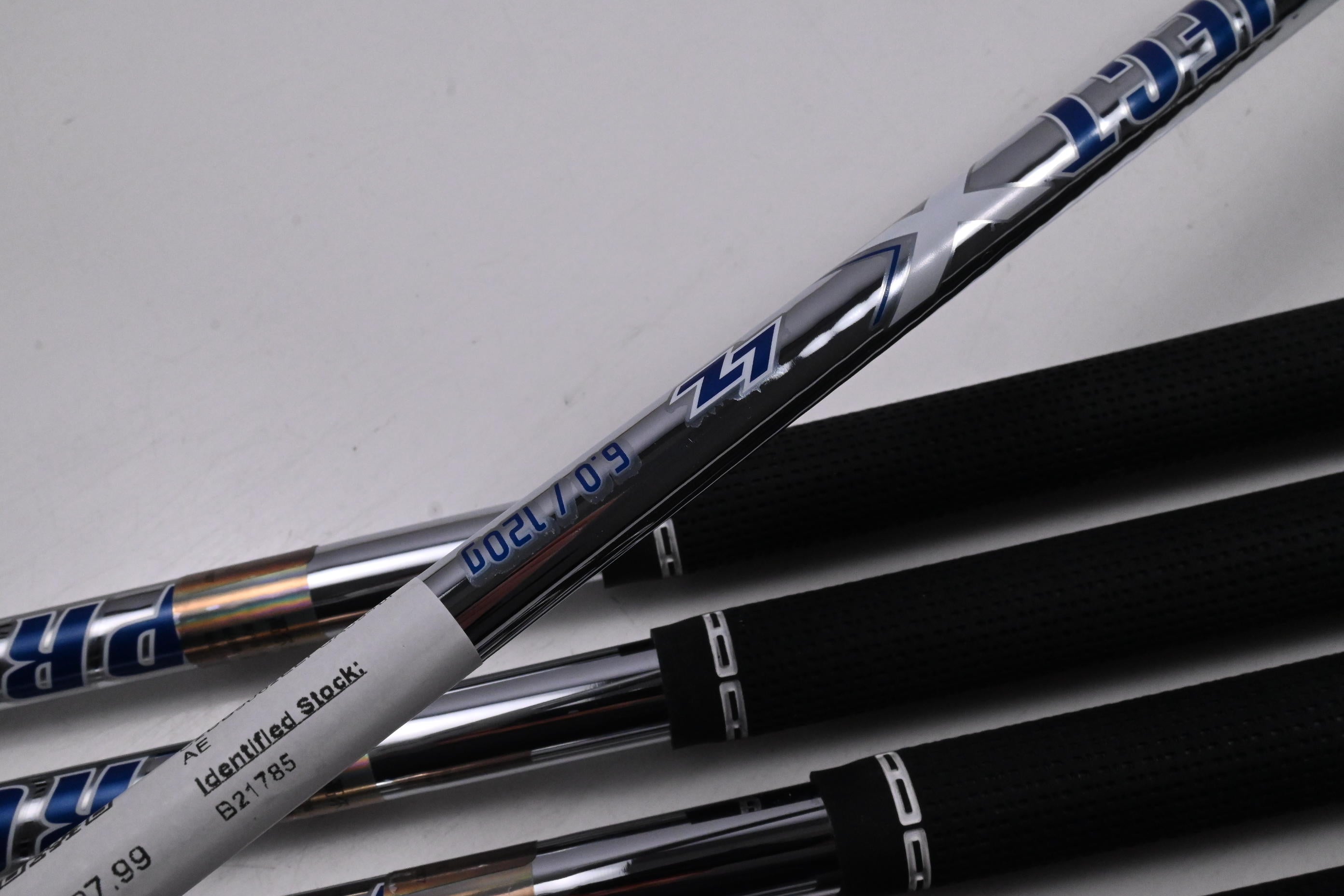 Titleist T100 2025 Irons / 5-PW / Stiff Flex Project X LZ 120 Shafts