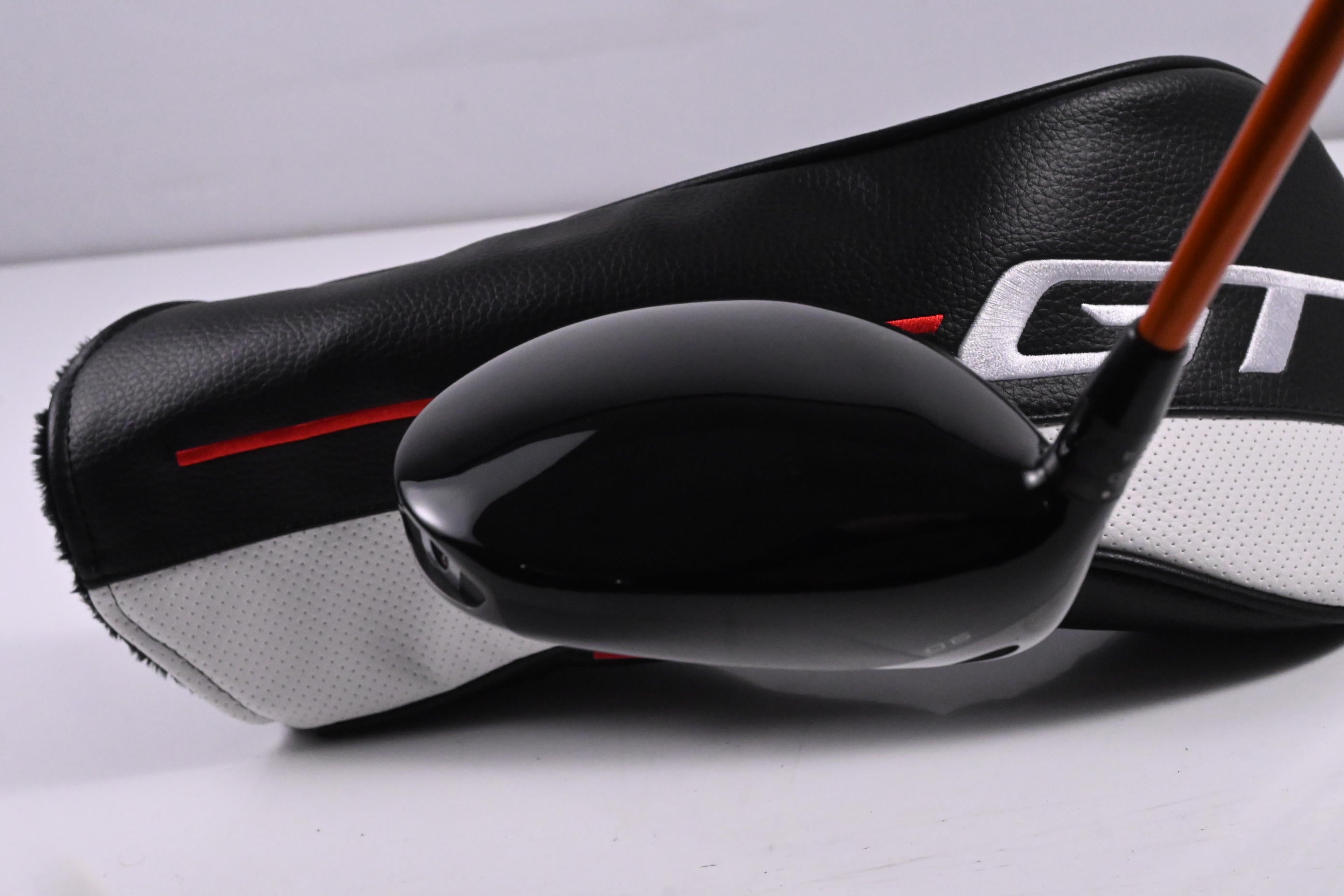 Left Hand Titleist GT2 Driver / 9 Degree / X-Flex Tour AD Graphite Design DI-6