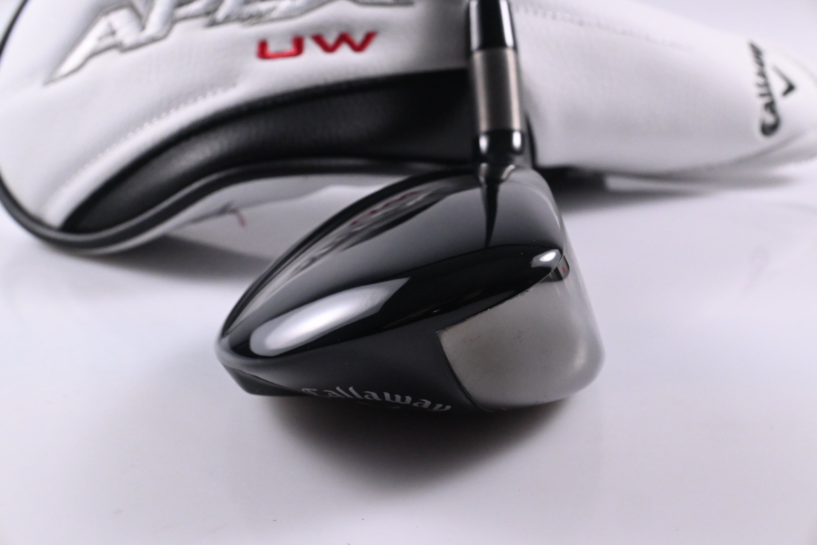 Callaway Apex UW 24 #2 Hybrid / 17 Degree / Stiff Flex MMT 70 Shaft