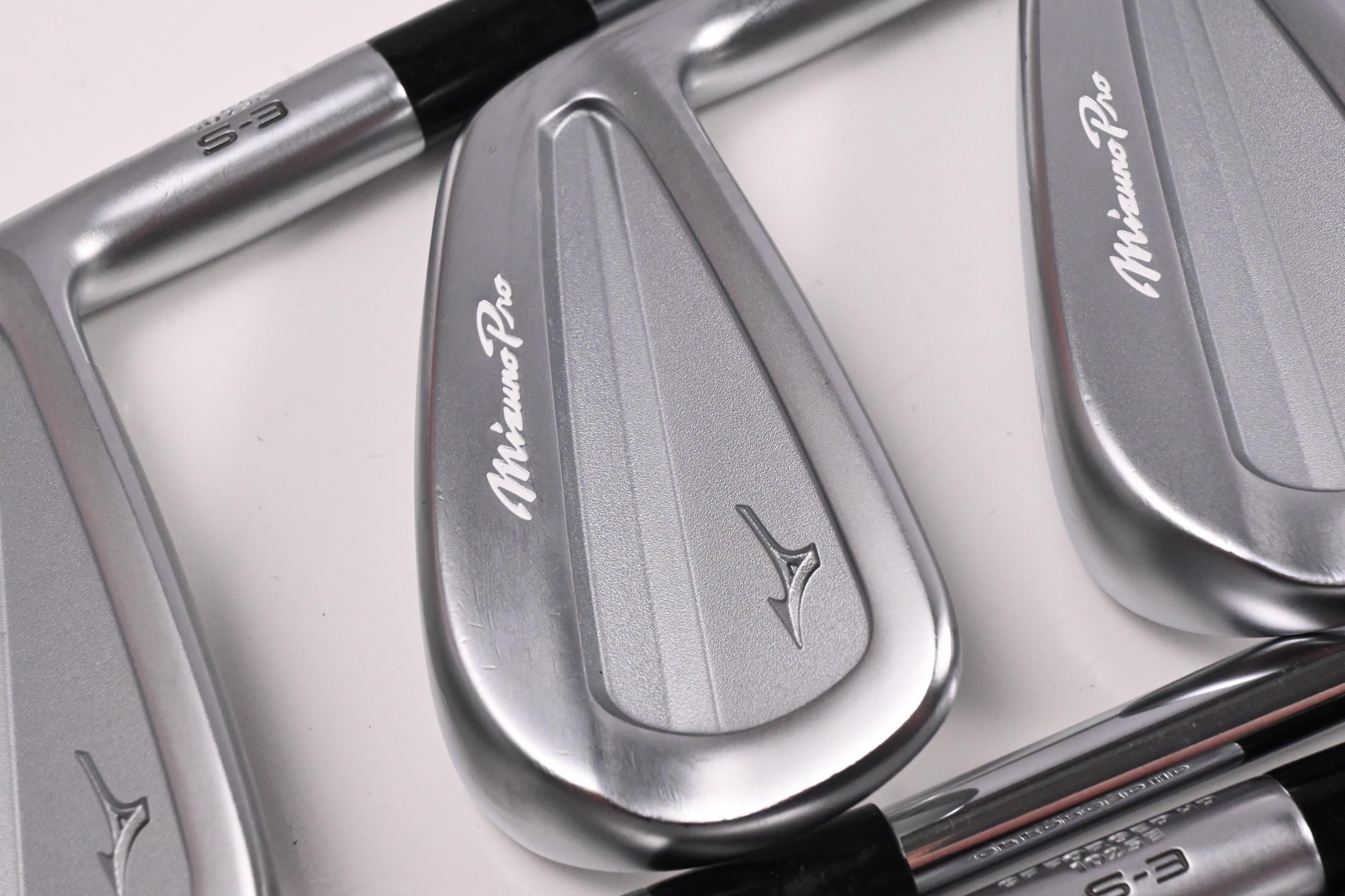Mizuno Pro S-3 Irons / 4-PW / X-Flex Dynamic Gold 120 X100 Shafts