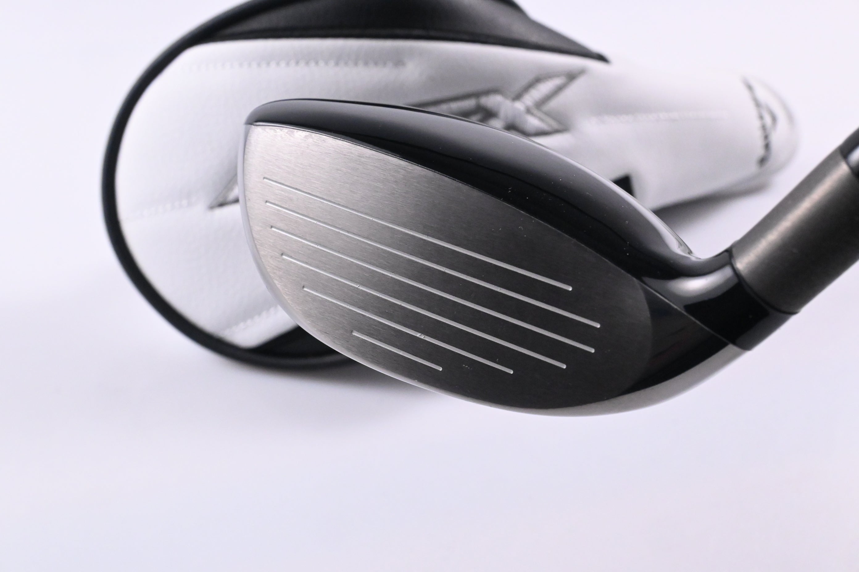 Callaway Apex UW 24 #2 Hybrid / 17 Degree / Stiff Flex MMT 70 Shaft