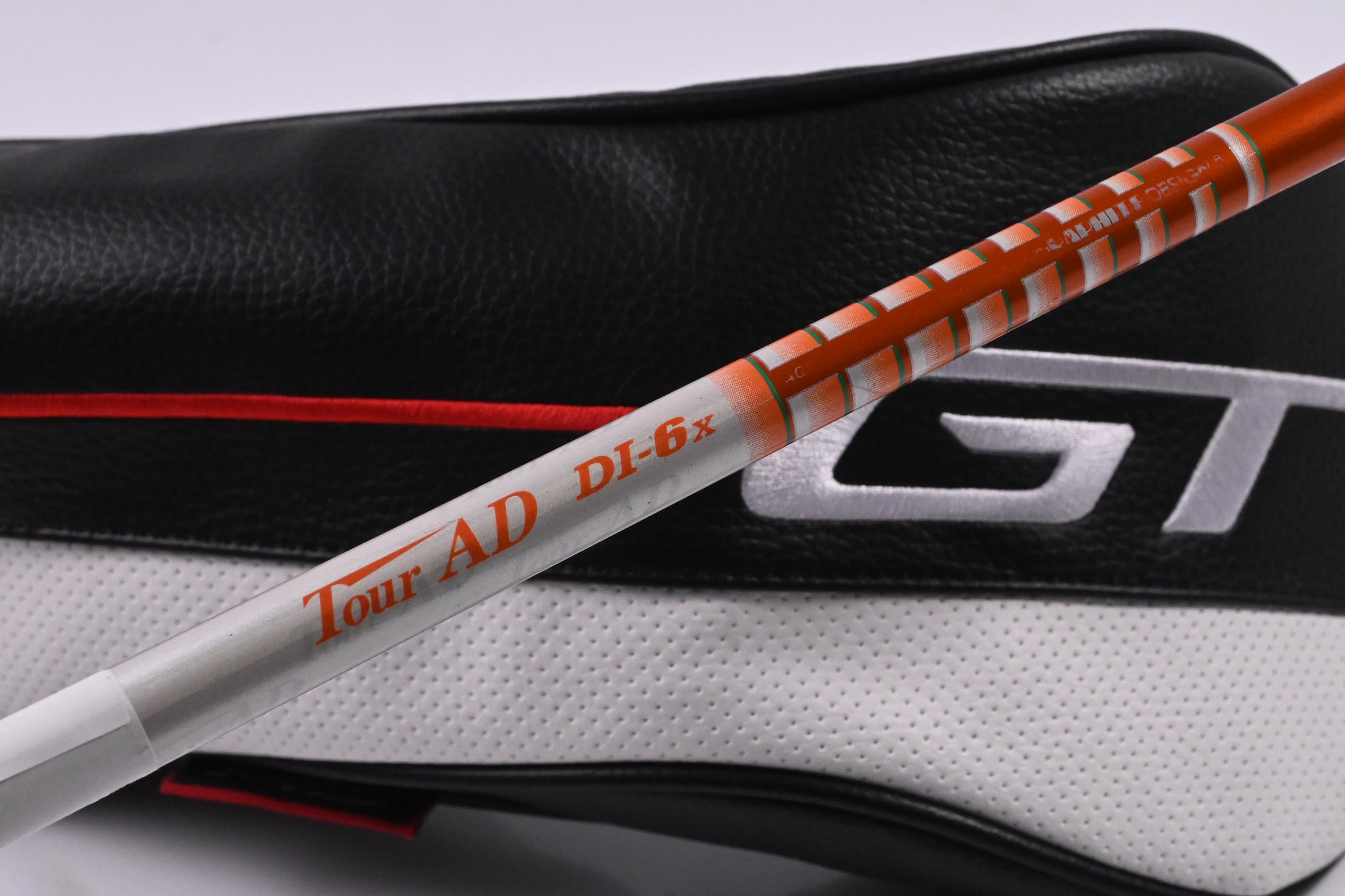 Left Hand Titleist GT2 Driver / 9 Degree / X-Flex Tour AD Graphite Design DI-6
