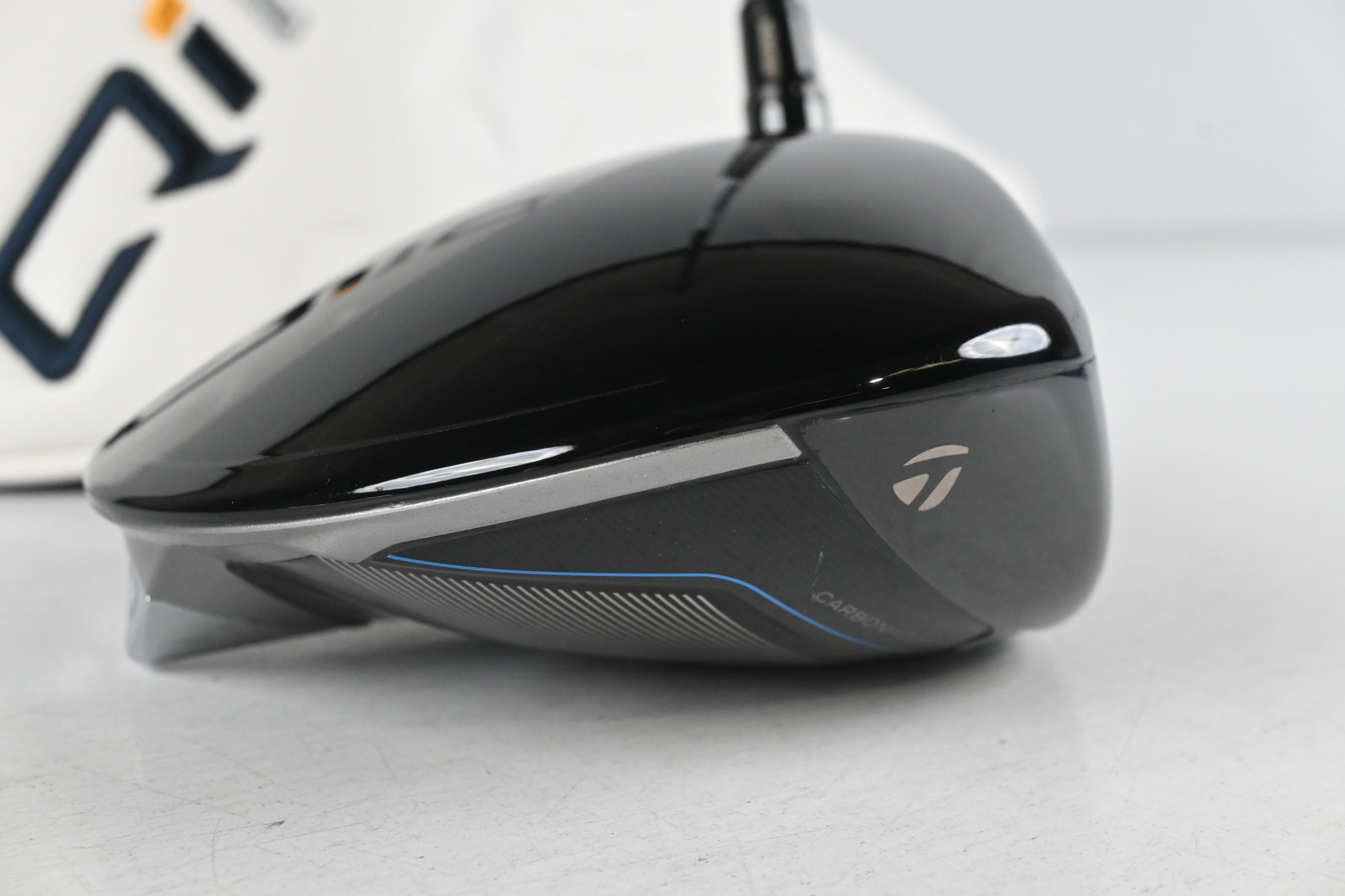 Taylormade Qi10 Driver / 10.5 Degree / Regular Flex Fujikura Speeder NX TCS 50