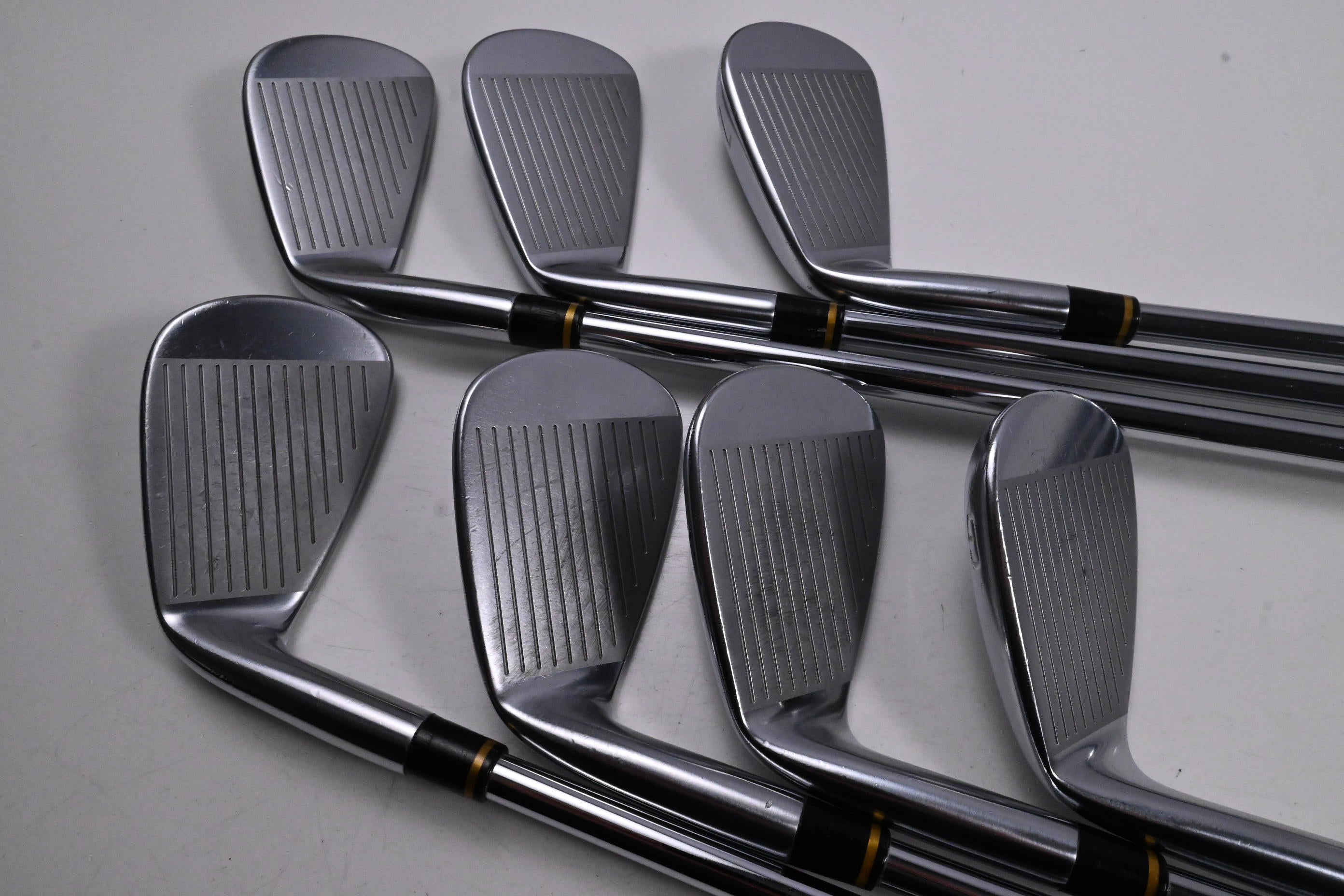 Mizuno Pro 243 Irons / 5-PW+GW / X-Flex Steel Shafts