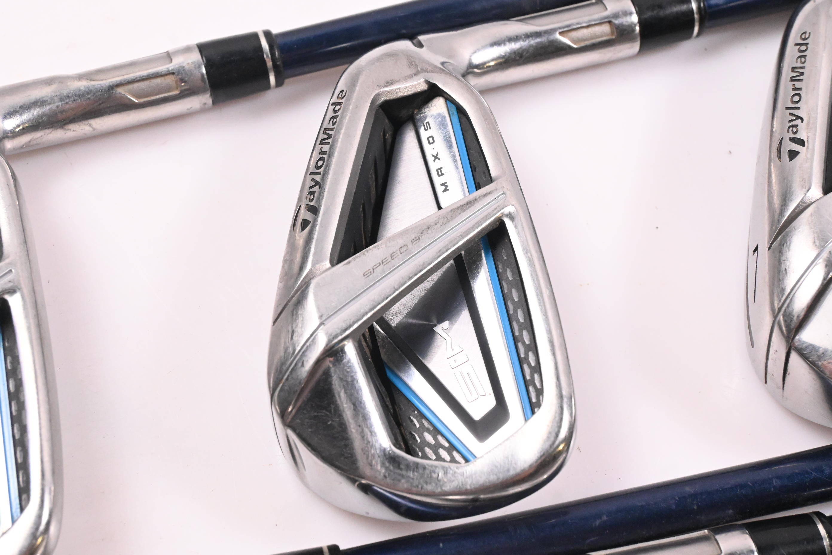 Taylormade SIM Max OS Irons / 5-PW / Regular Flex Ventus Blue 6 Shafts