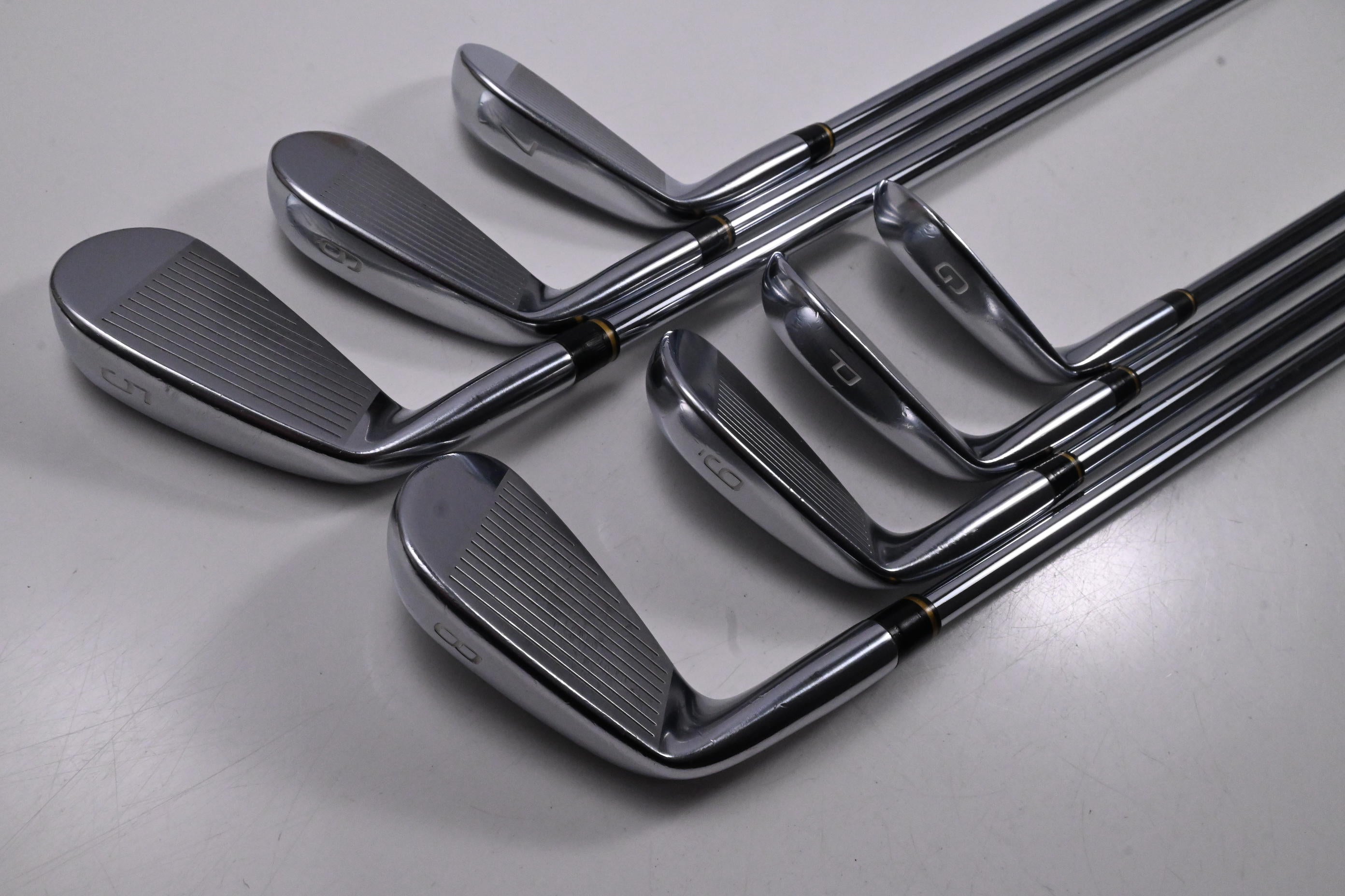 Mizuno Pro 243 Irons / 5-PW+GW / X-Flex Steel Shafts