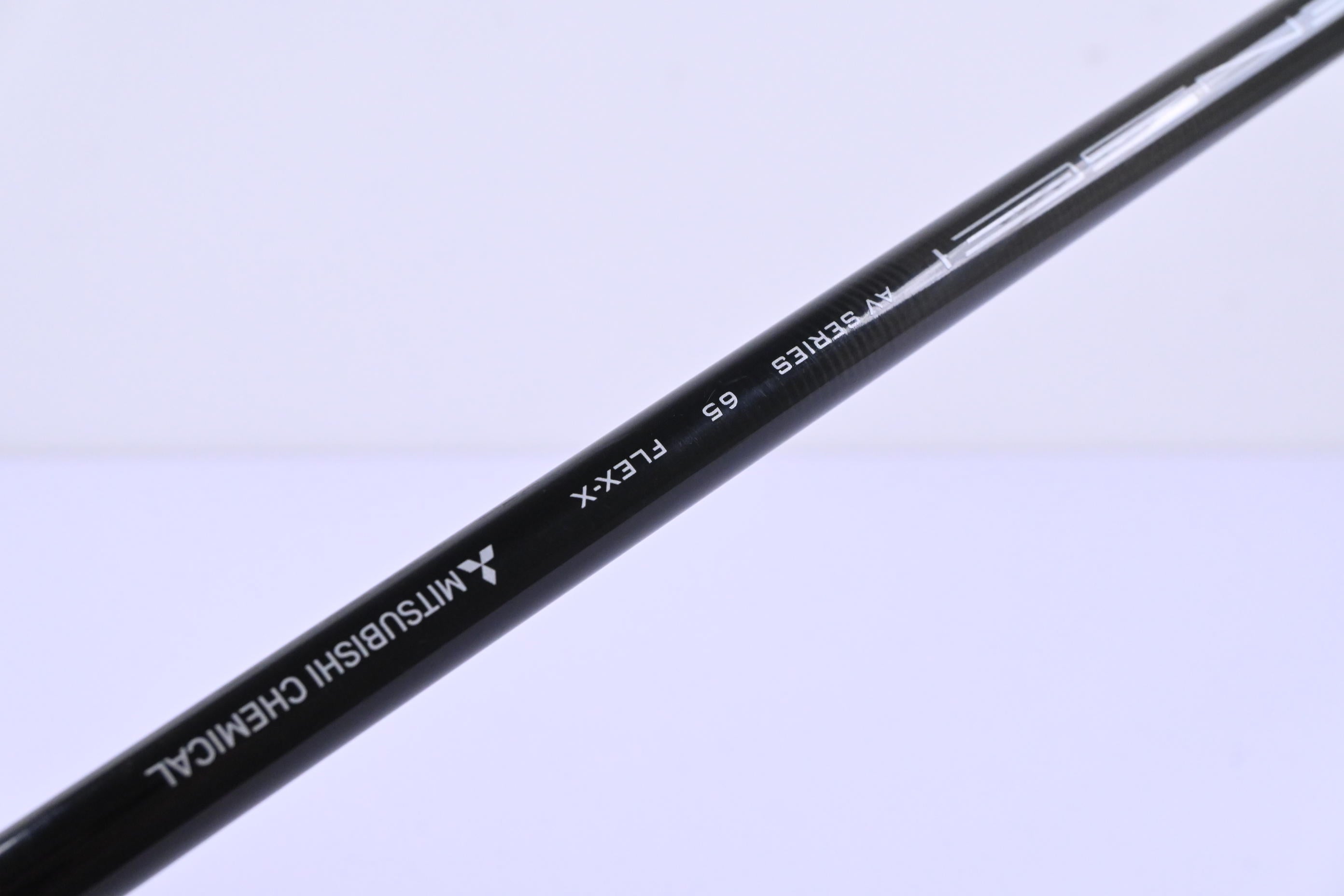 Titleist GT3 Driver / 10 Degree / X-Flex Tensei AV Raw Orange 65 Shaft