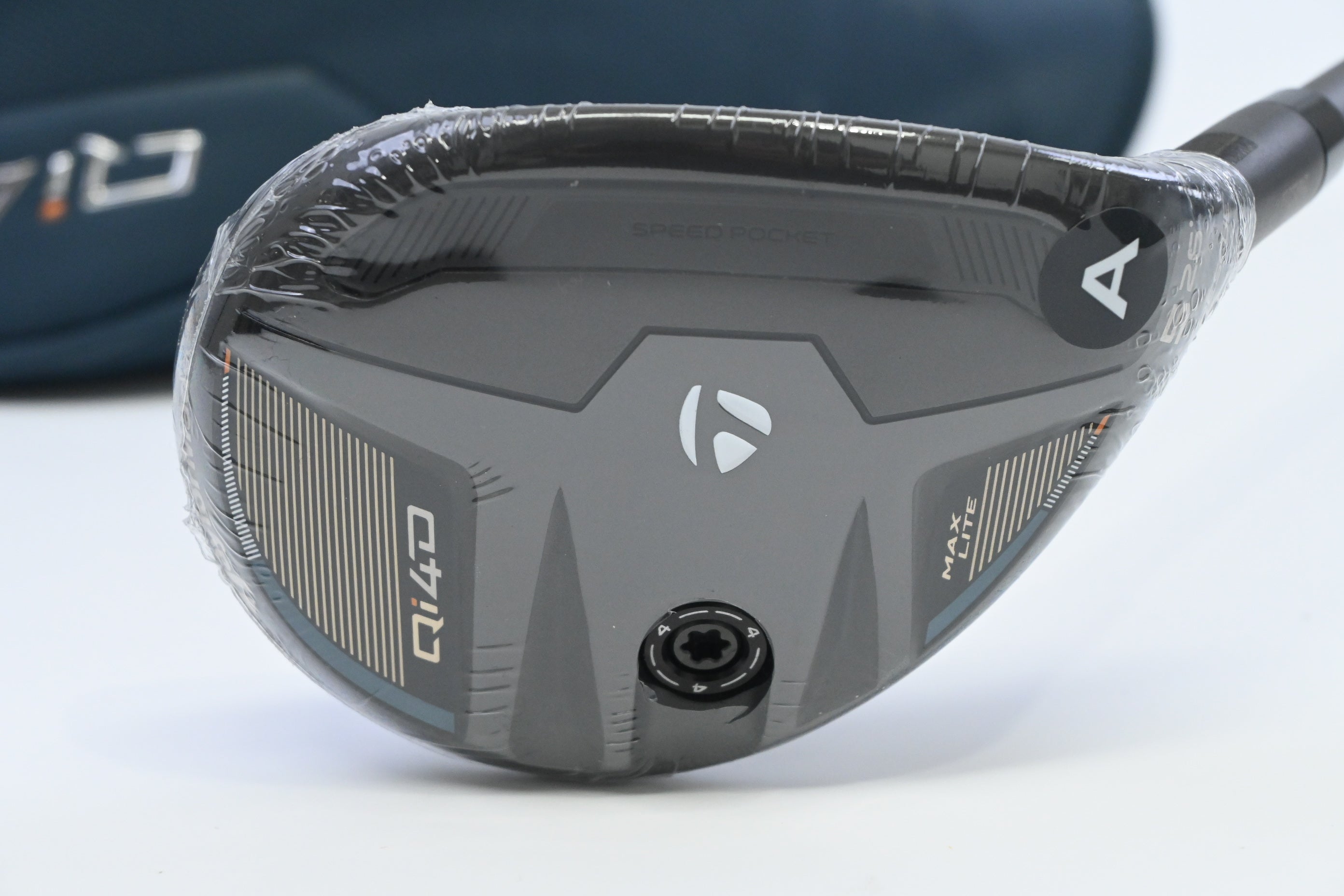 Taylormade Qi4D Max Lite #5 Hybrid / 26 Degree / Senior Flex Reax White 45 Shaft