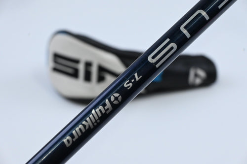 TaylorMade SIM2 #3 Hybrid / 19 Degree / Stiff Flex Fujikura Ventus Blue 7 Shaft