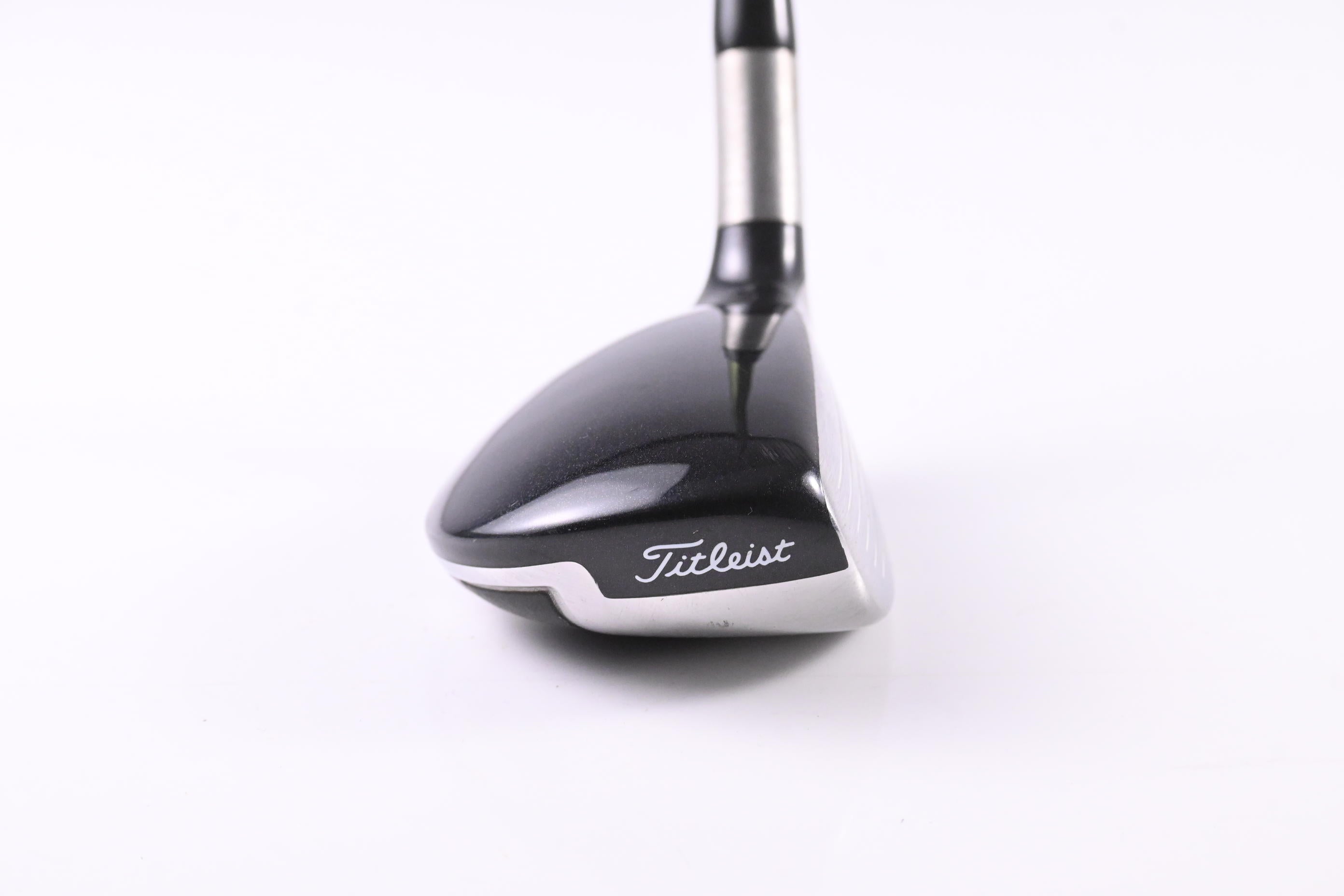 Titleist 909H #3 Hybrid / 19 Degree / Stiff Flex Aldila NV 85 Shaft