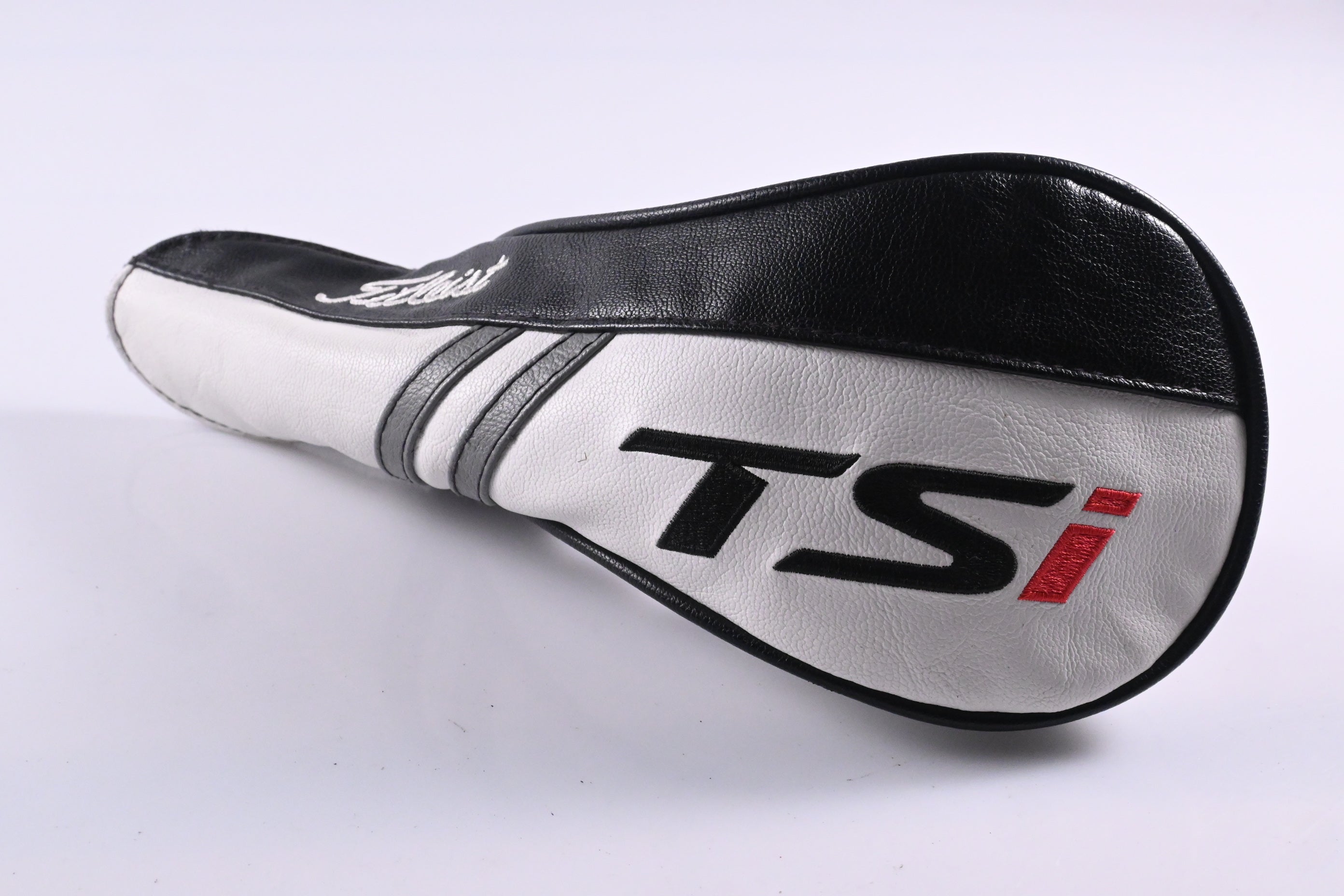 Titleist TSi1 #5 Wood / 18 Degree / Regular Flex Aldila Ascent White 40 Shaft