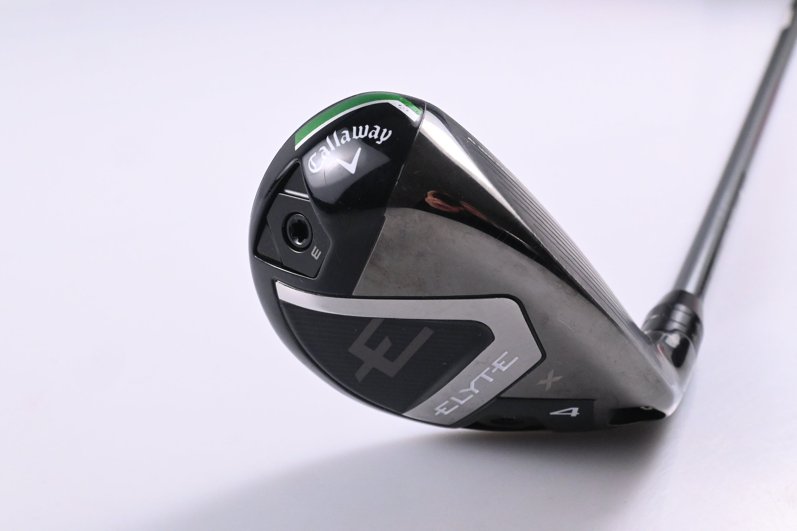 Callaway Elyte X #4 Hybrid / 21 Degree / Regular Flex Denali Charcoal 60 Shaft