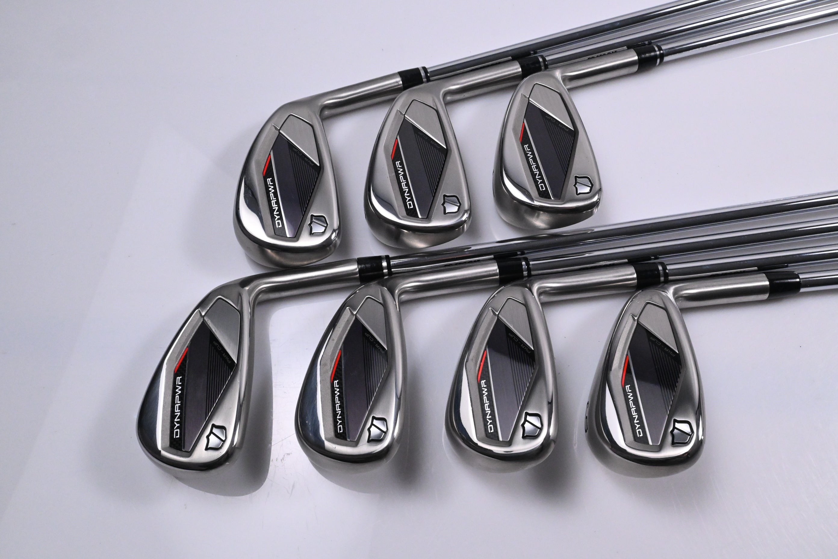 Wilson DYNAPWR Irons / 5-PW+GW / Regular Flex KBS MAX UltraLite Shafts