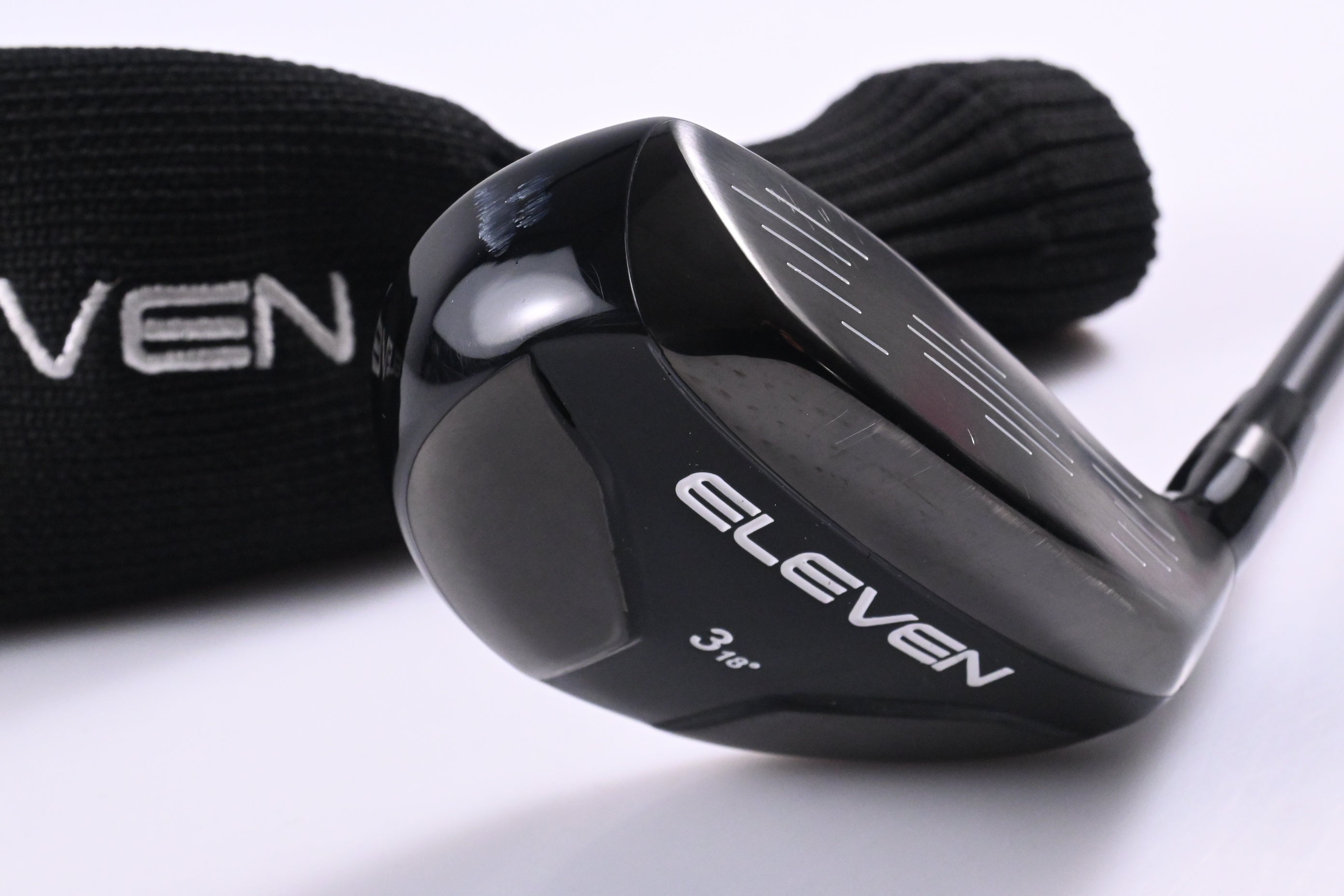 Eleven #3 Hybrid / 18 Degree / Regular Flex Eleven Graphite Shaft