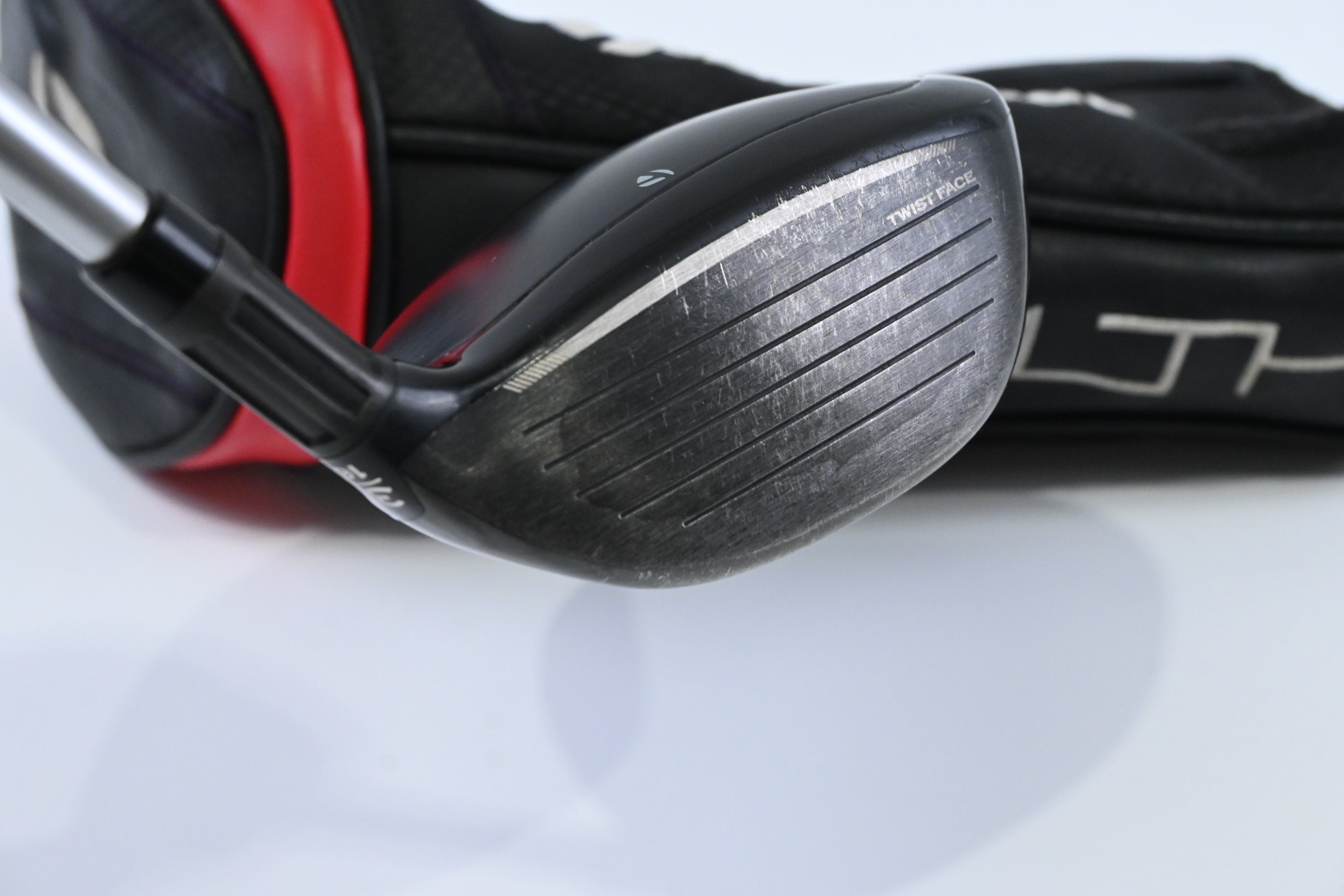 Left Hand Taylormade Stealth #3 Wood / 16.5 Degree / Stiff Flex Ascent Red 60