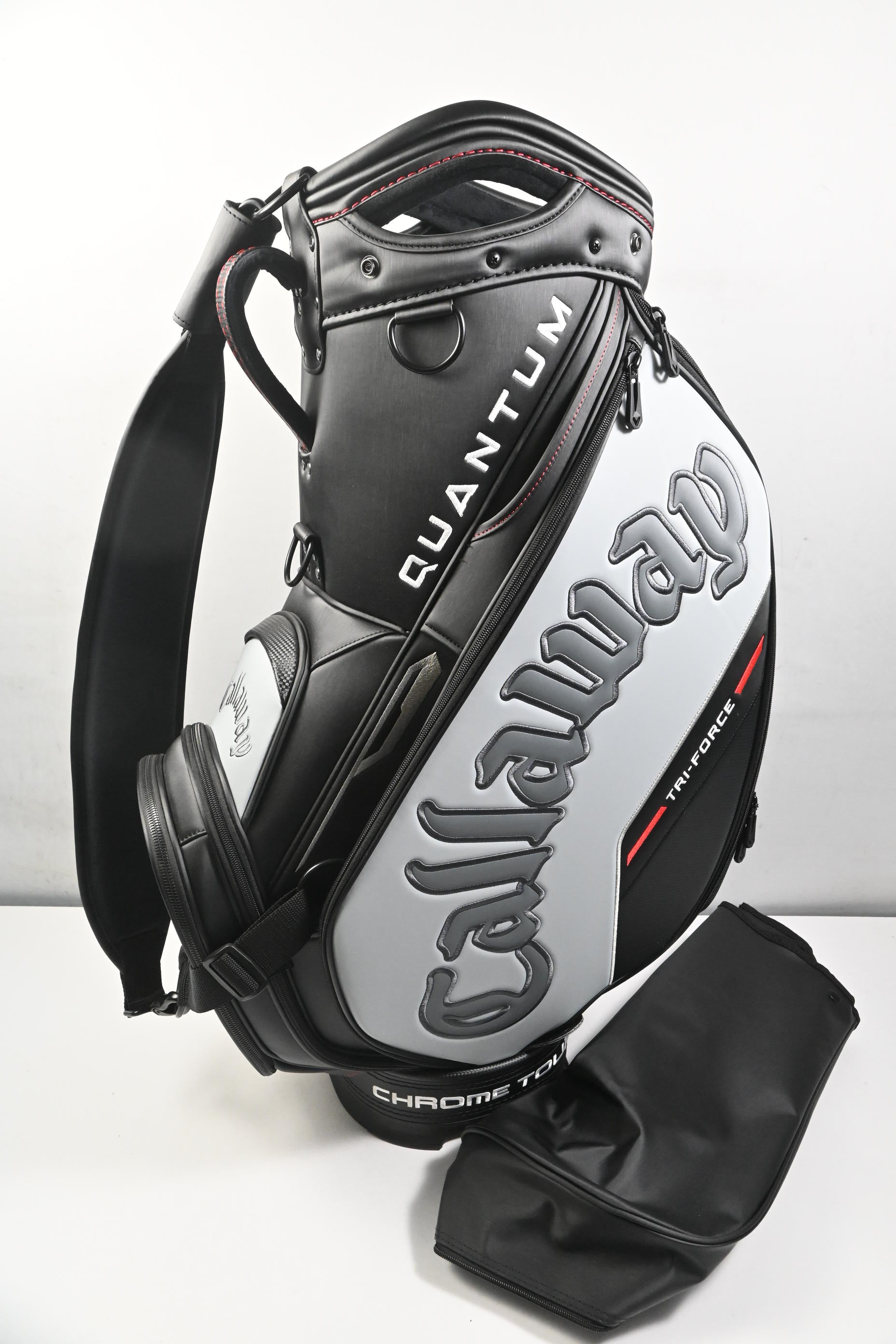 Callaway Quantum Tour Bag / 6-Way Divider / Black, Grey