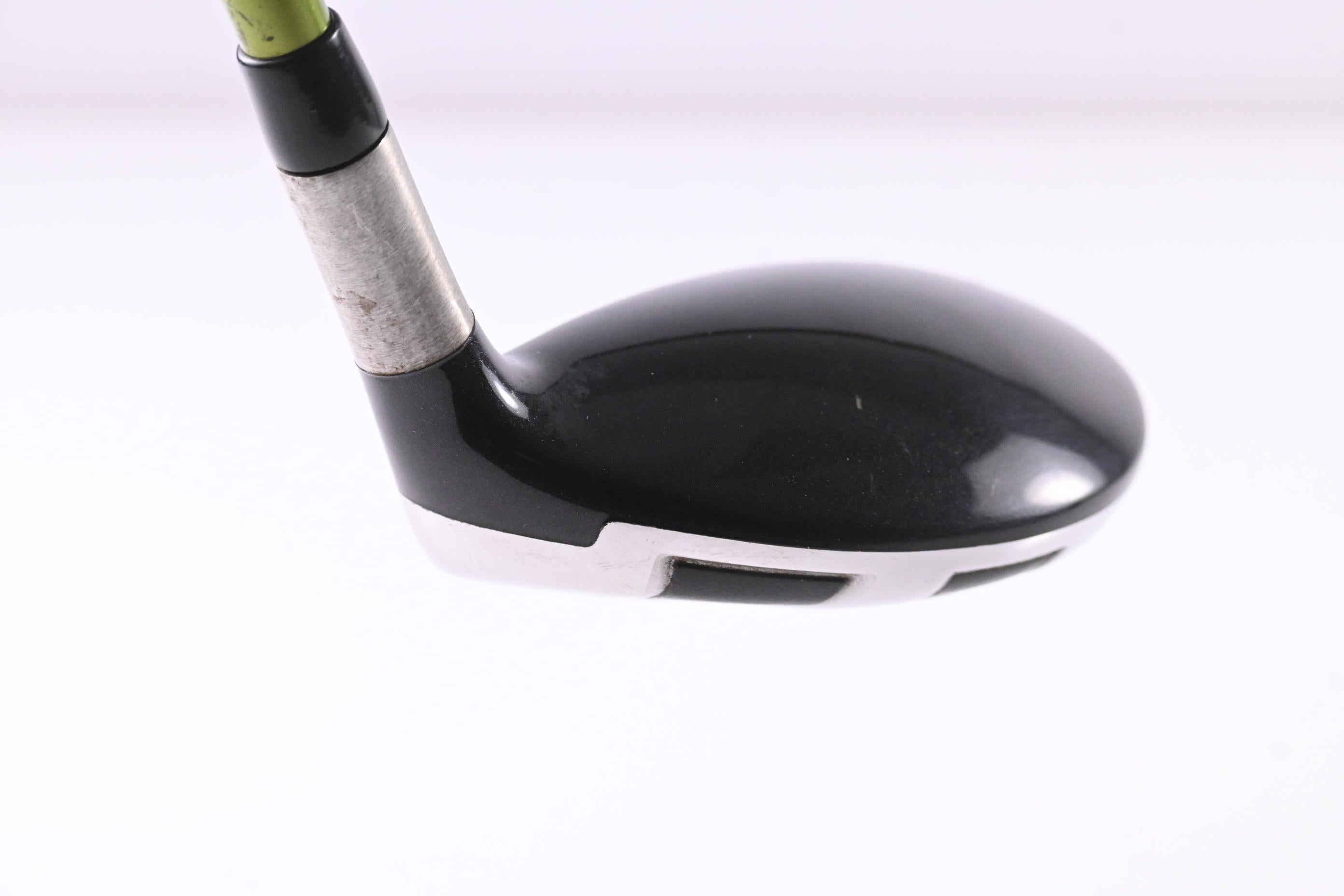 Titleist 909H #3 Hybrid / 19 Degree / Stiff Flex Aldila NV 85 Shaft