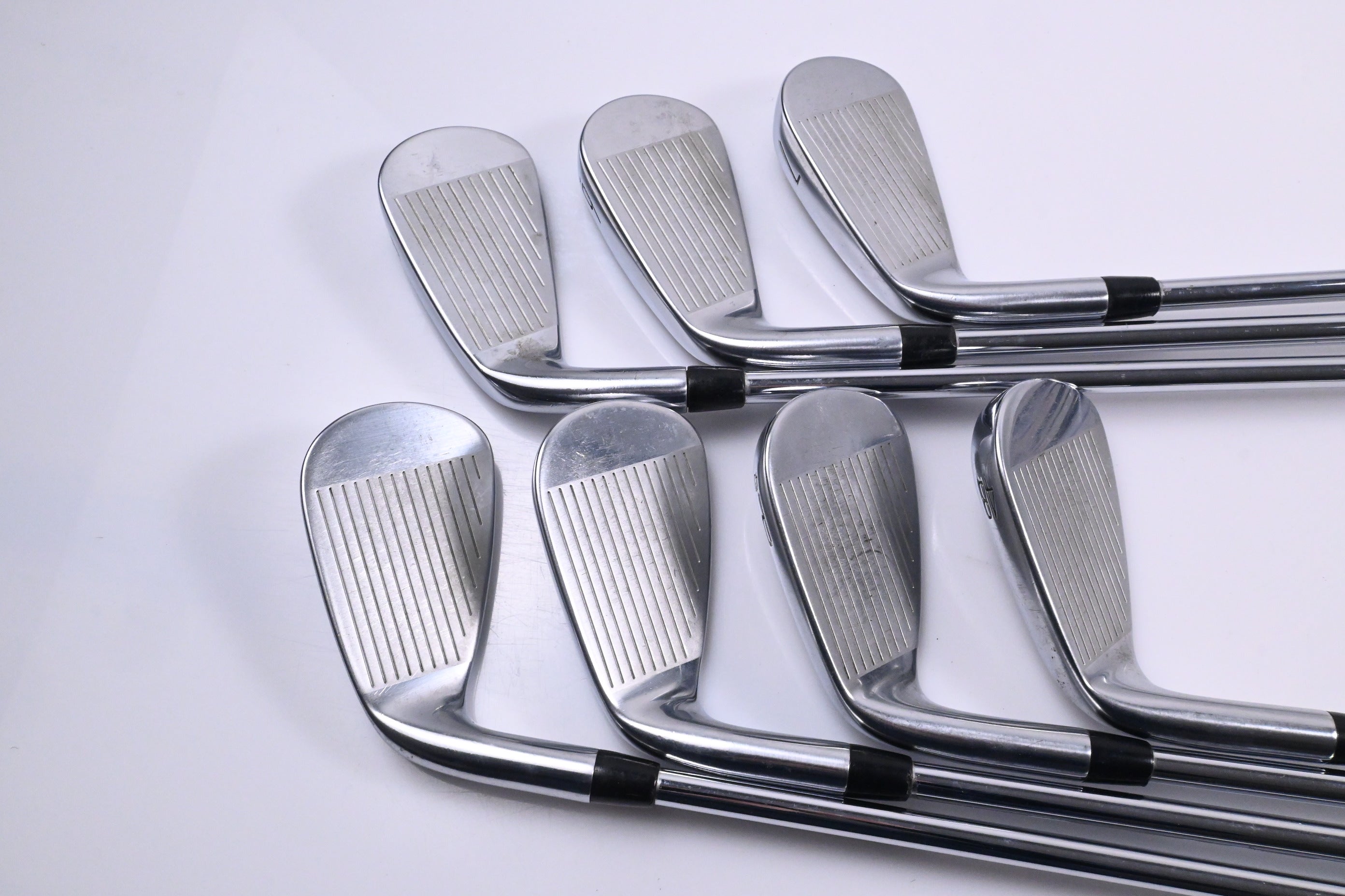 Titleist T350 Irons / 5-PW+48° / Stiff Flex AMT Red S300 Shafts
