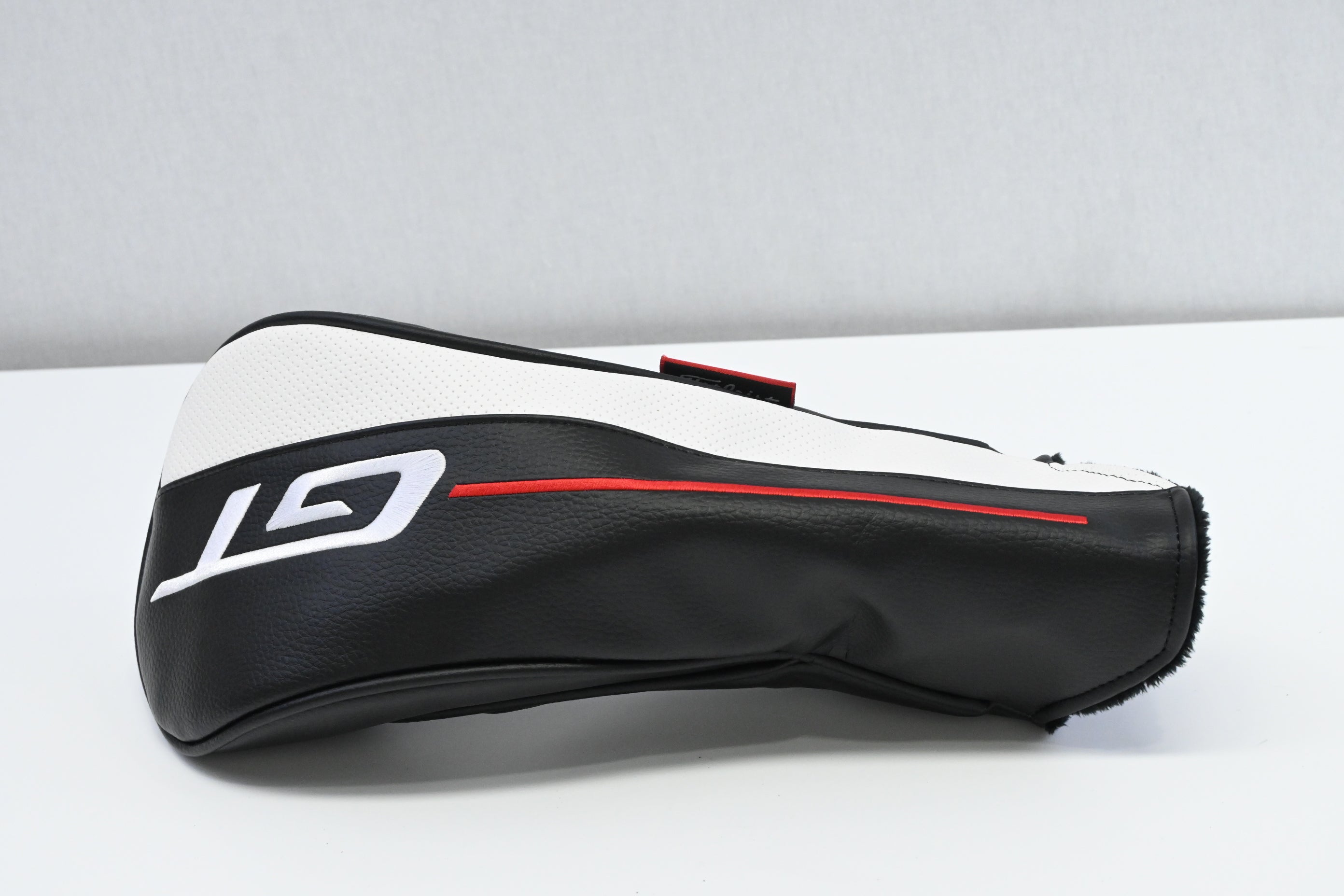 Titleist GT2 Driver / 11 Degree / Regular Flex Project X Denali Red 50 Shaft