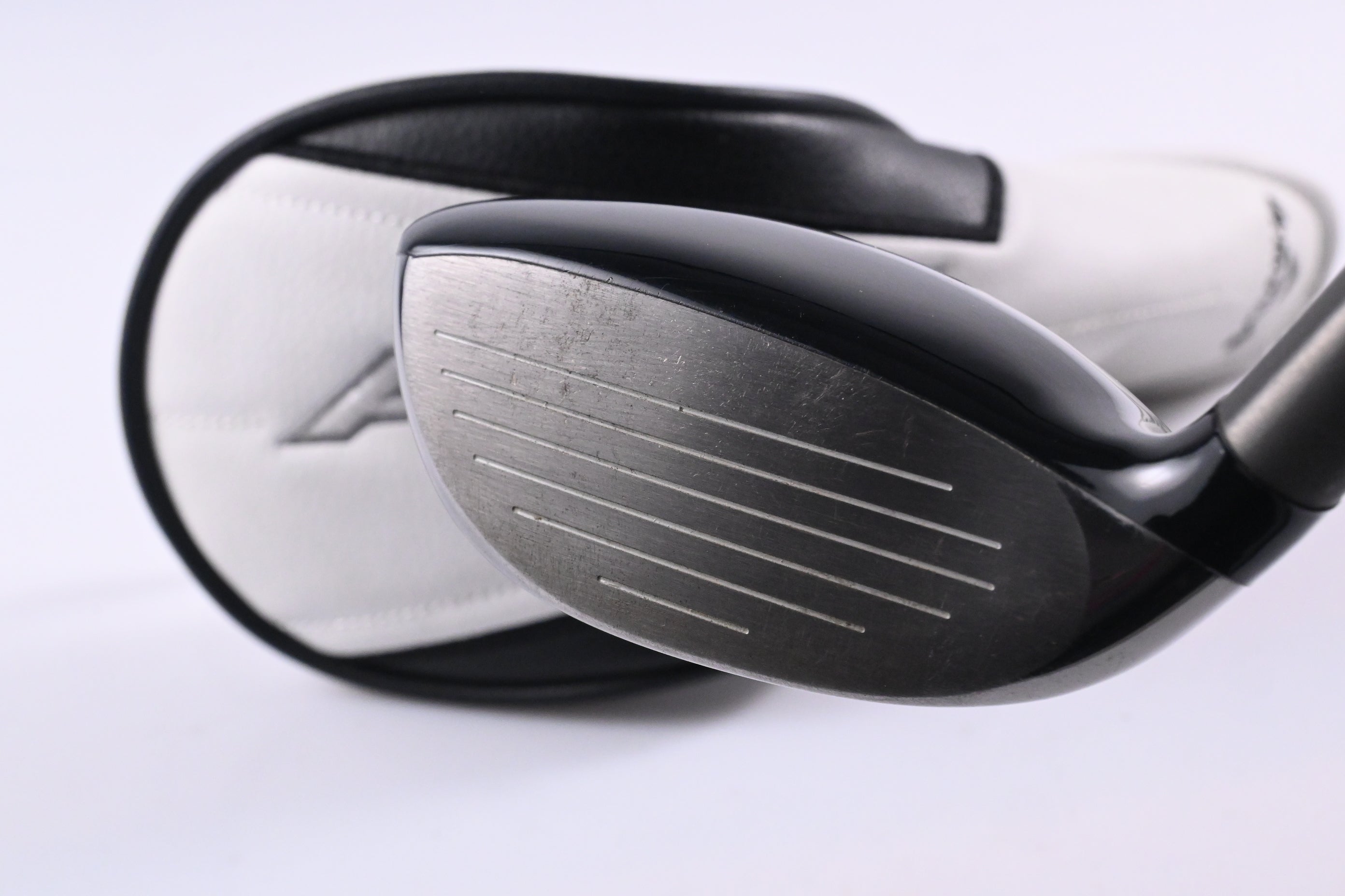 Callaway Apex UW 24 #2 Hybrid / 17 Degree / Stiff Flex MMT 80 Shaft