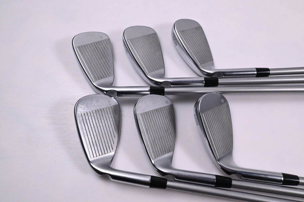 Ping G730 Irons / 6-PW+GW / Black Dot / Senior Flex Ping Alta Quick 45 Shafts