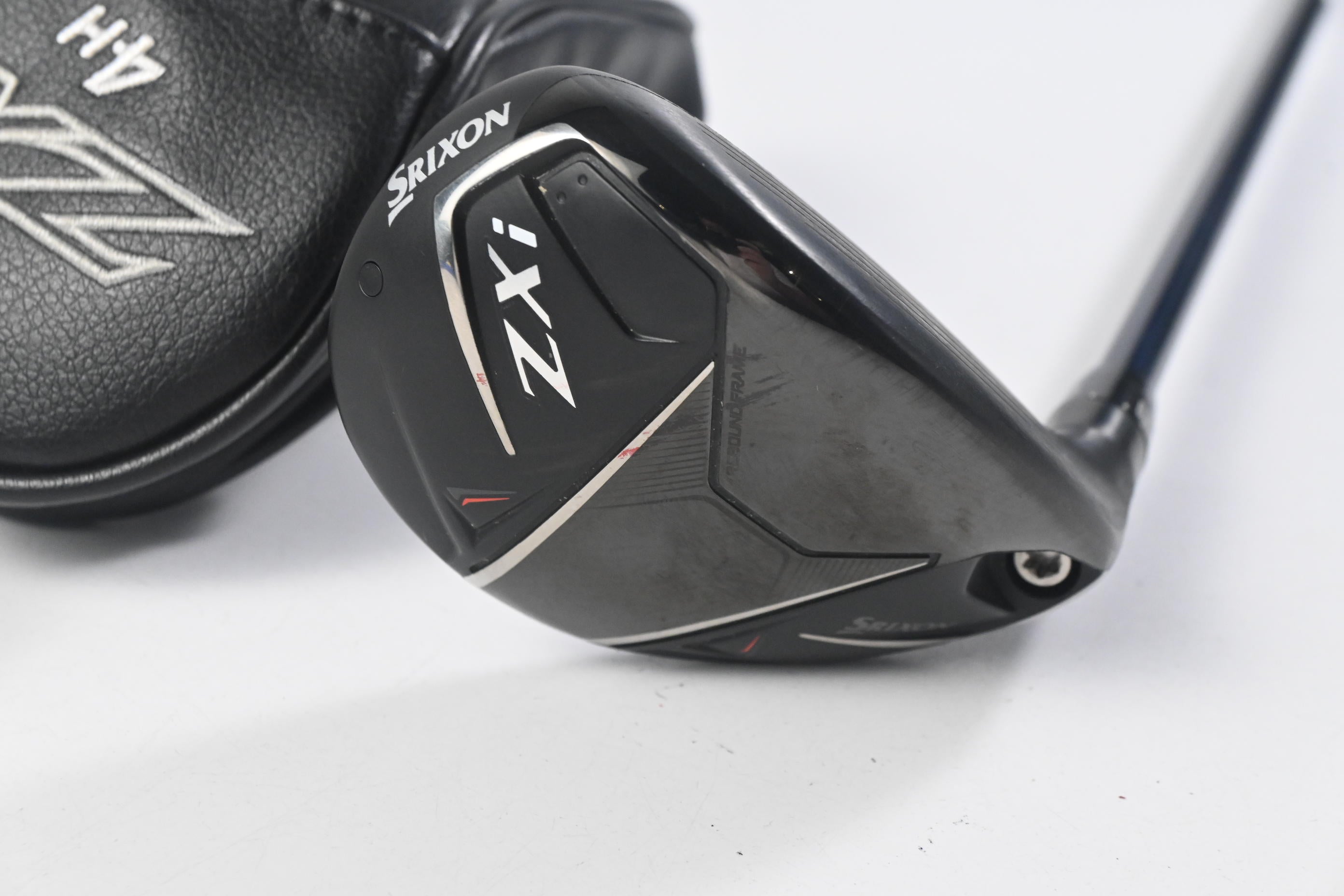 Srixon ZXi #4 Hybrid / 22 Degree / Regular Flex Fujikura Ventus TR Blue 7 Shaft