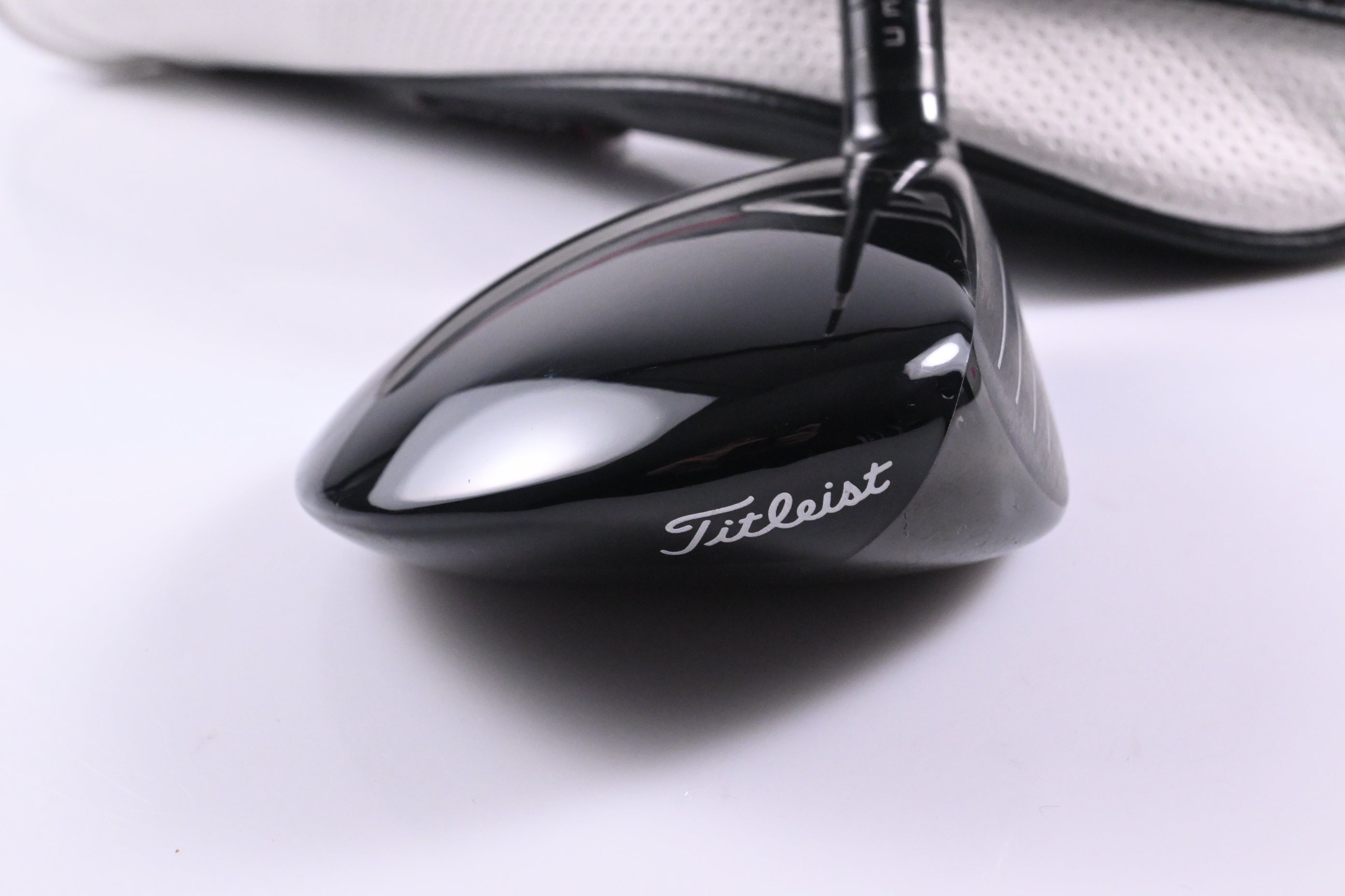 Titleist GT2 #3 Wood / 15 Degree / Stiff Flex HZRDUS Black 70 Shaft