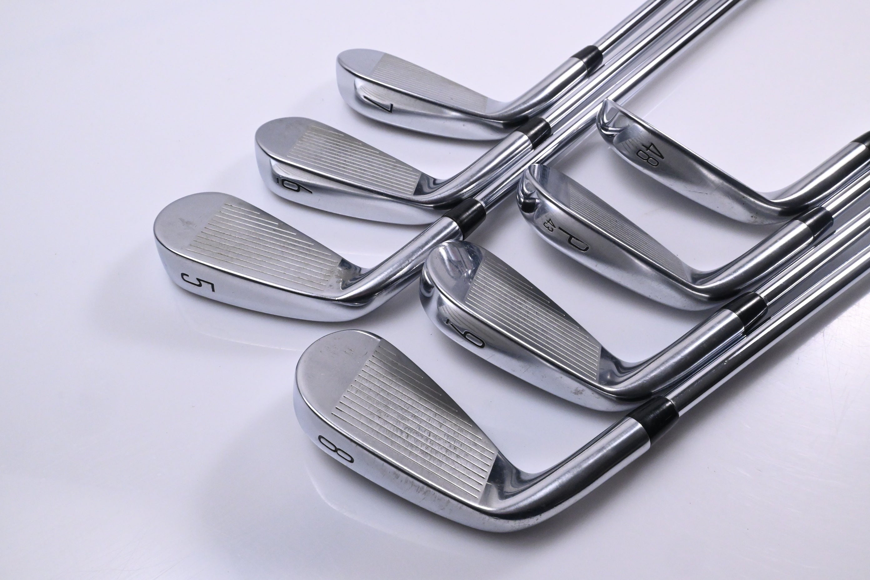 Titleist T350 Irons / 5-PW+48° / Stiff Flex AMT Red S300 Shafts