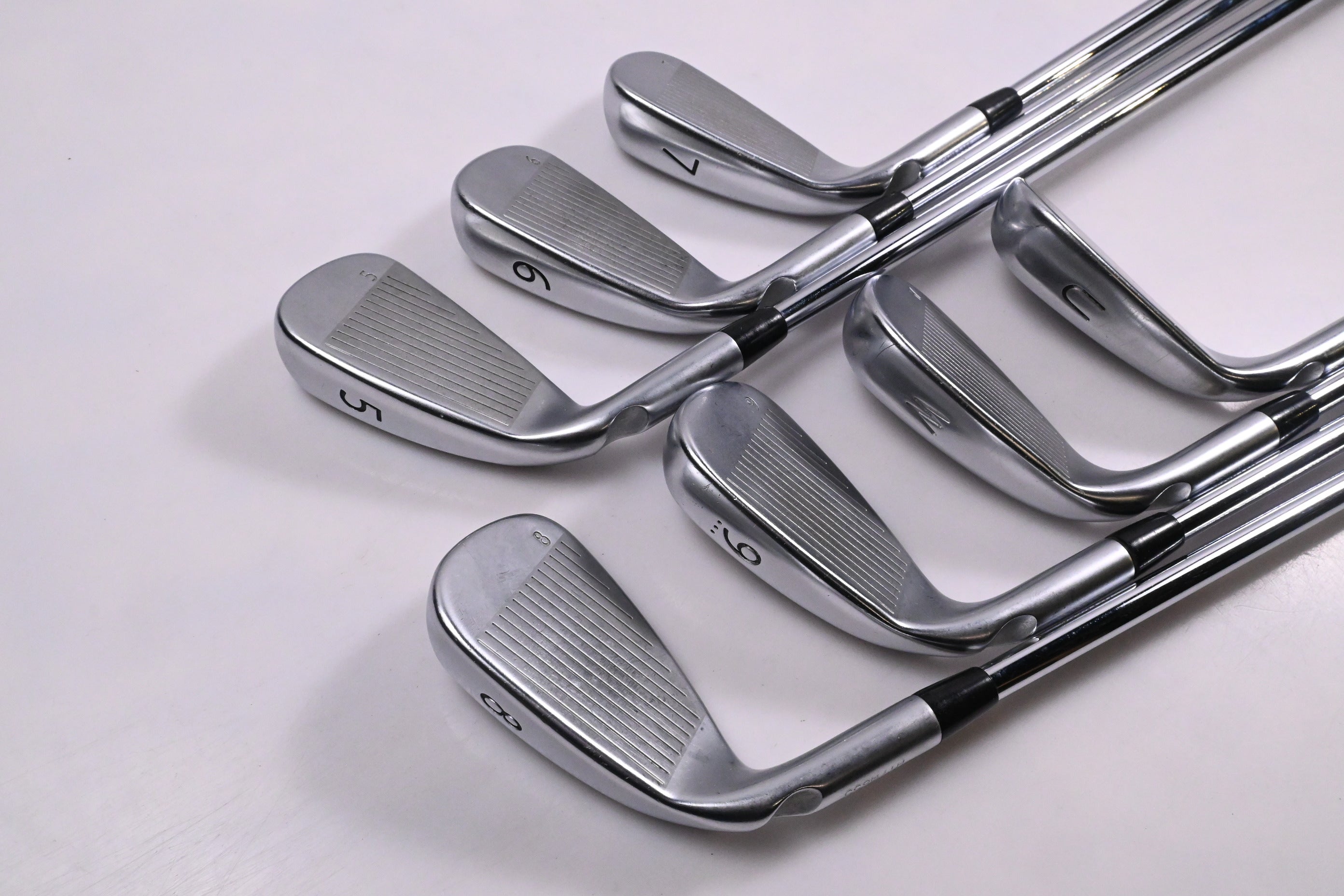 Ping G400 Irons / 5-PW+UW / Black Dot / Regular Flex Ping AWT 2.0 Shafts