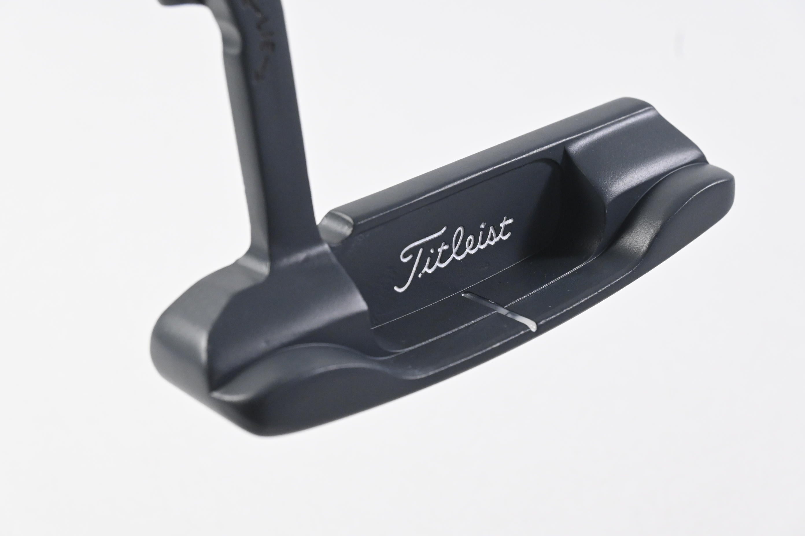 Scotty Cameron Pro Platinum Newport Putter / 35 Inch / Refurbished