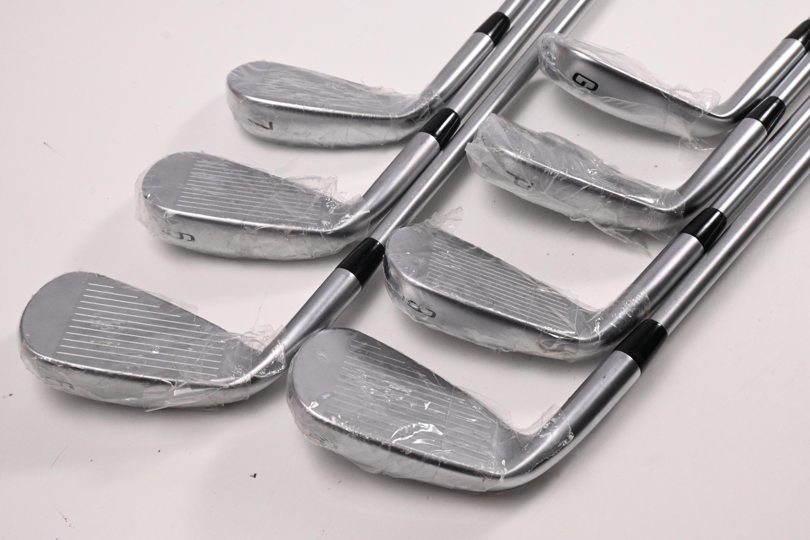 Mizuno JPX 925 Hot Metal Irons / 5-PW+GW / Regular Flex KBS Tour C-Taper Lite