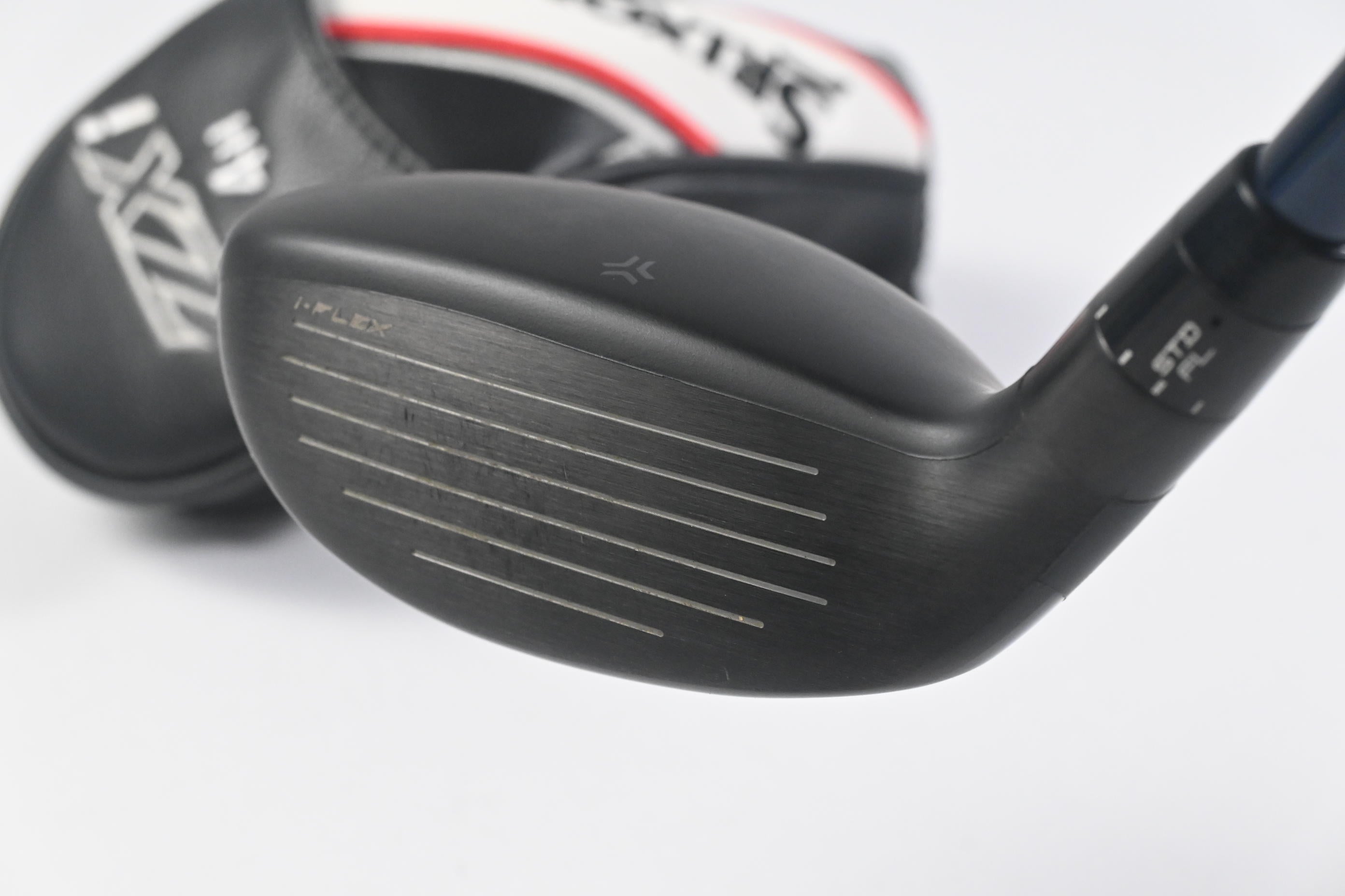 Srixon ZXi #4 Hybrid / 22 Degree / Regular Flex Fujikura Ventus TR Blue 7 Shaft
