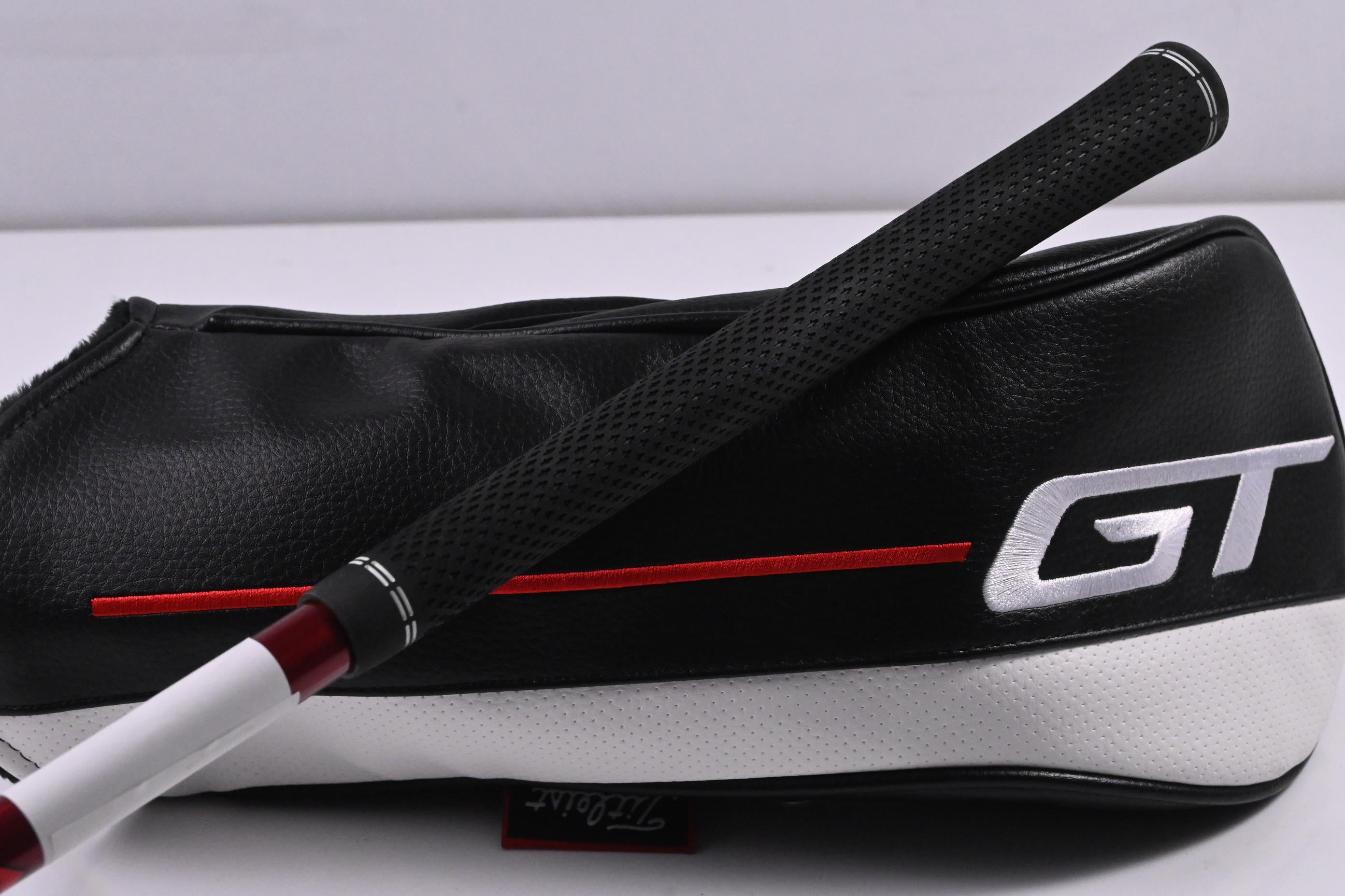 Titleist GT4 Driver / 9 Degree / Stiff Flex Project X HZRDUS Smoke Red RDX 60