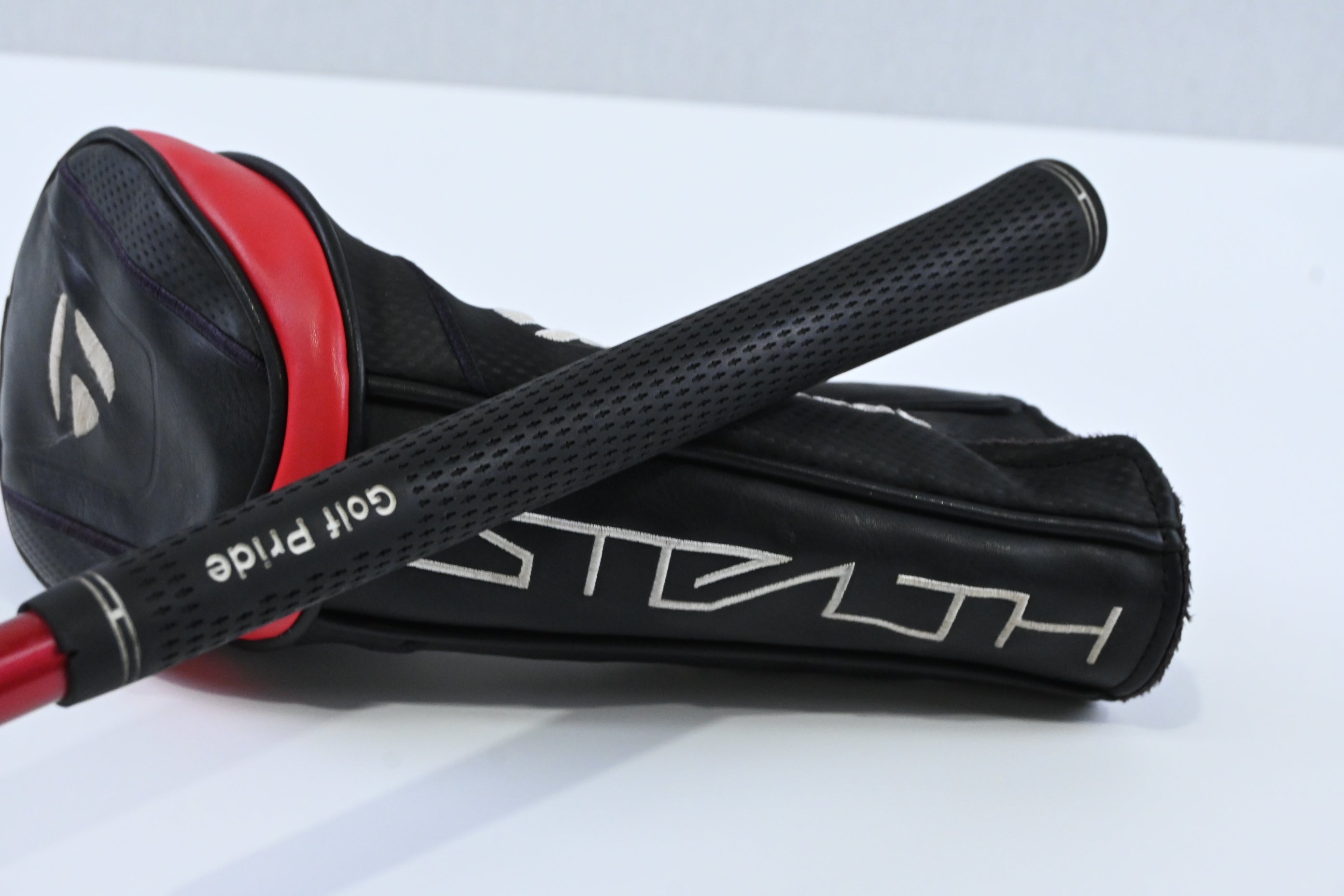 Left Hand Taylormade Stealth #3 Wood / 16.5 Degree / Stiff Flex Ascent Red 60
