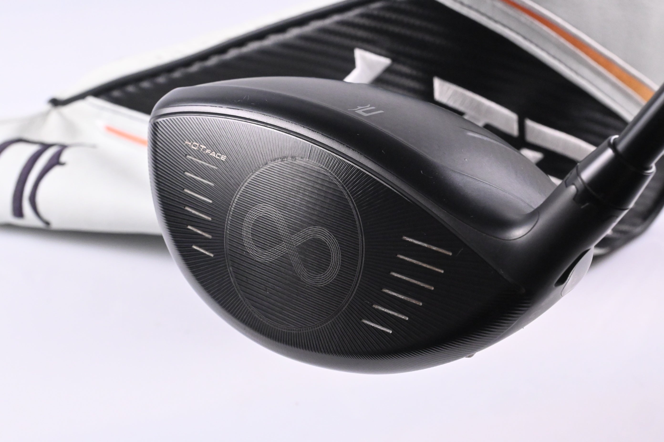 Cobra LTDx Driver / 10.5 Degree / Regular Flex UST Mamiya Helium Nano Core 5