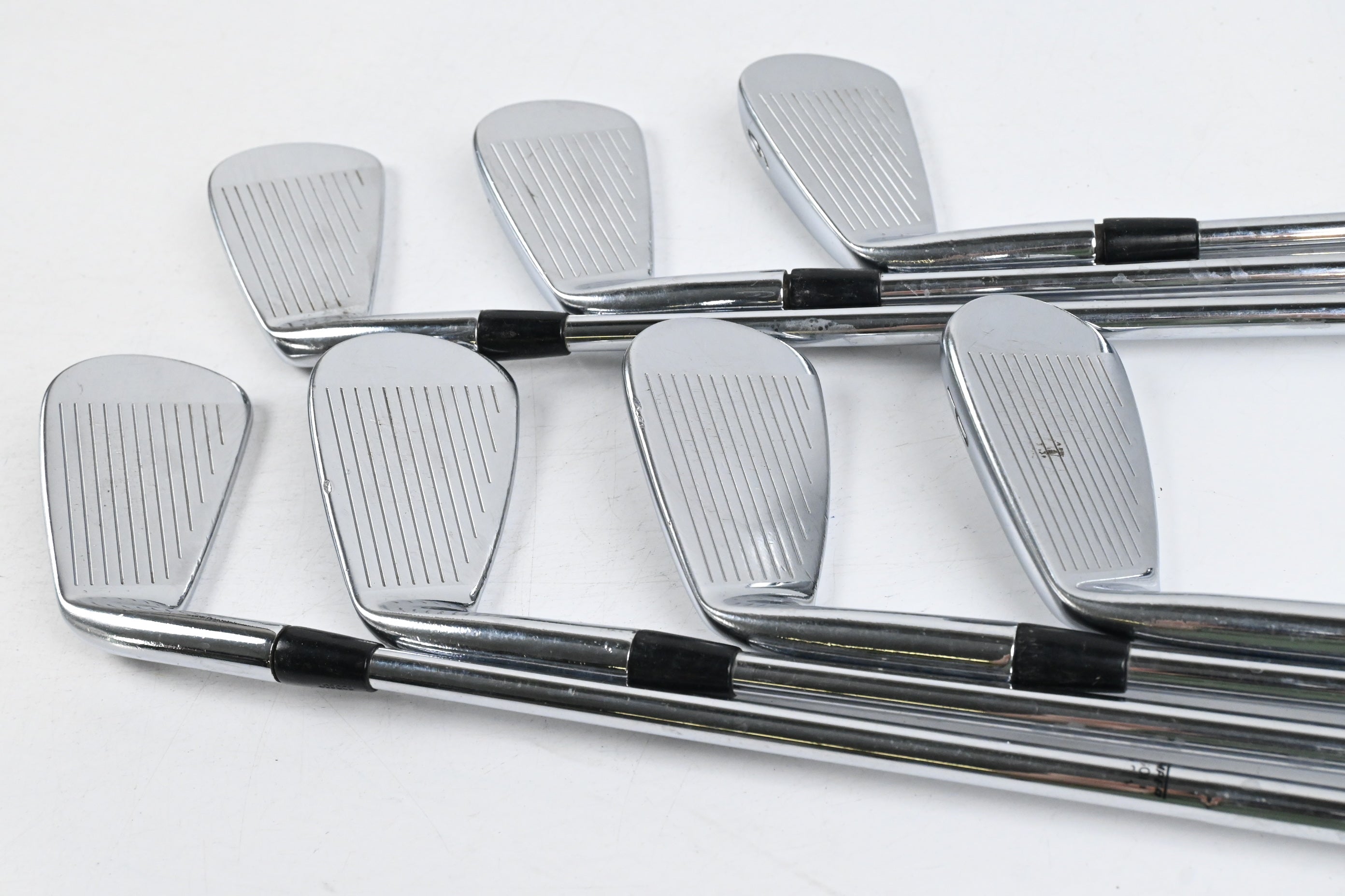 Titleist 712 AP2 Irons / 4-PW / Stiff Flex Dynamic Gold S300 Shafts
