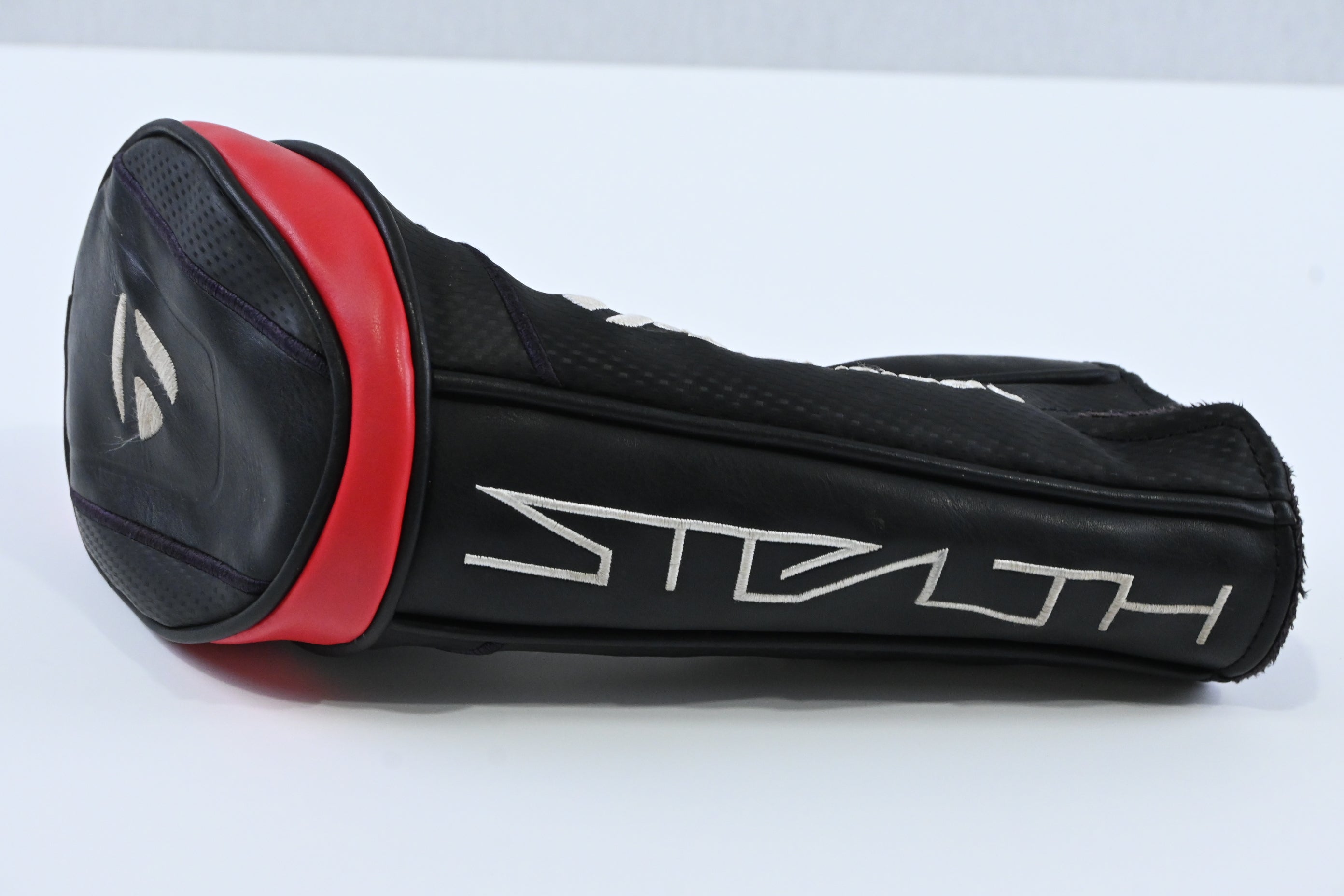 Left Hand Taylormade Stealth #3 Wood / 16.5 Degree / Stiff Flex Ascent Red 60