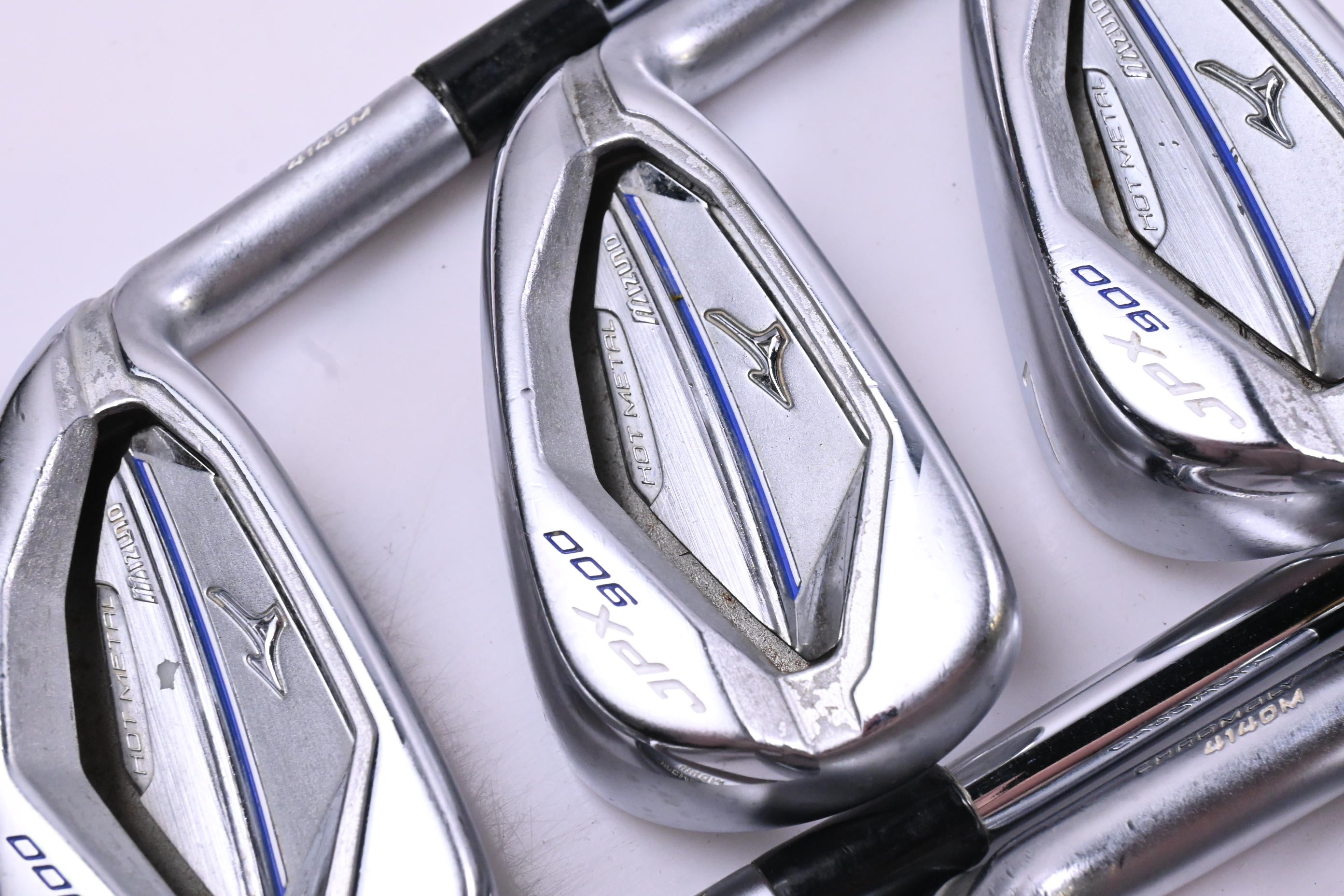 Mizuno JPX 900 Hot Metal Irons / 5-PW / Stiff Flex AMT Tour White S300 Shafts