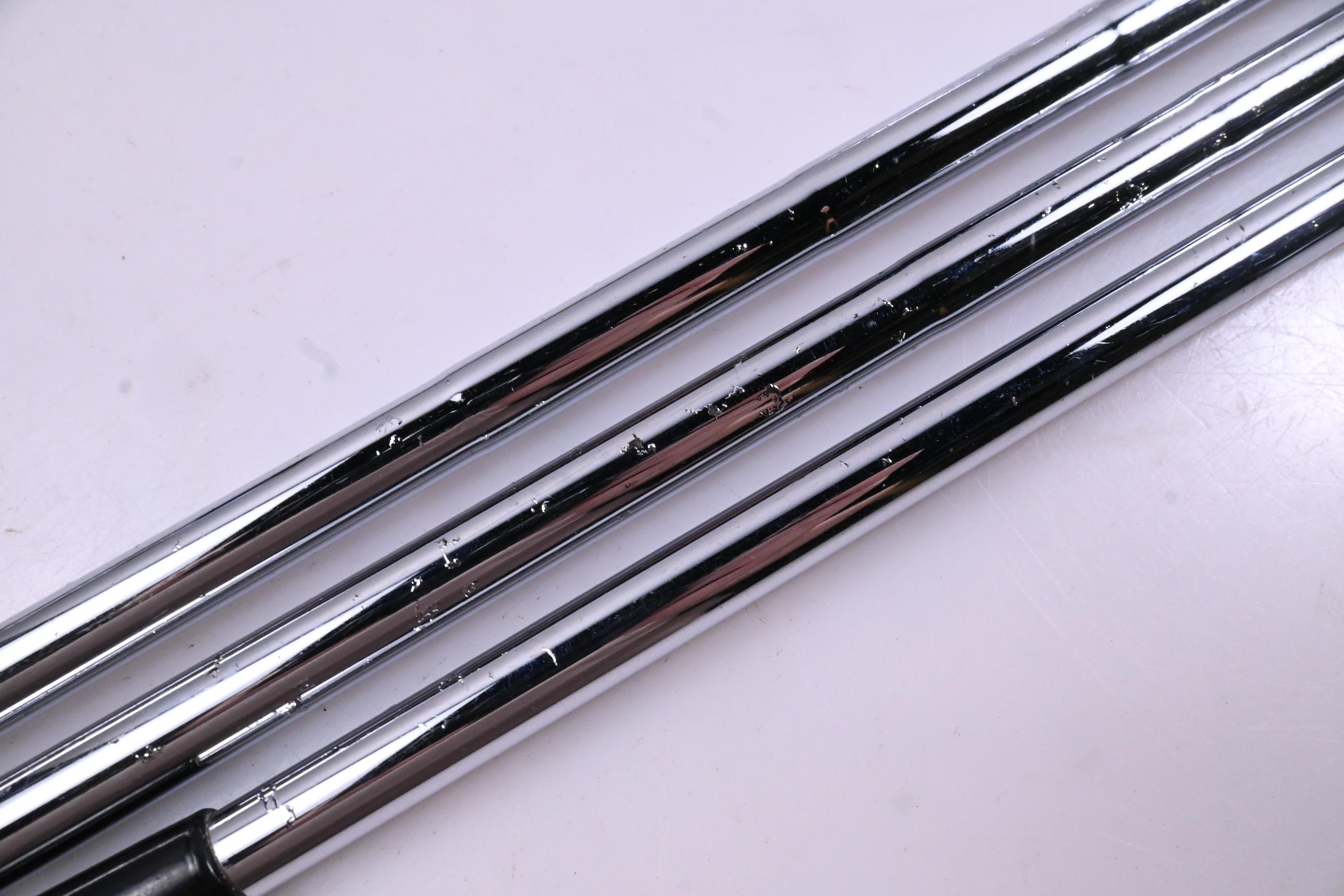 Mizuno JPX 900 Hot Metal Irons / 5-PW / Stiff Flex AMT Tour White S300 Shafts
